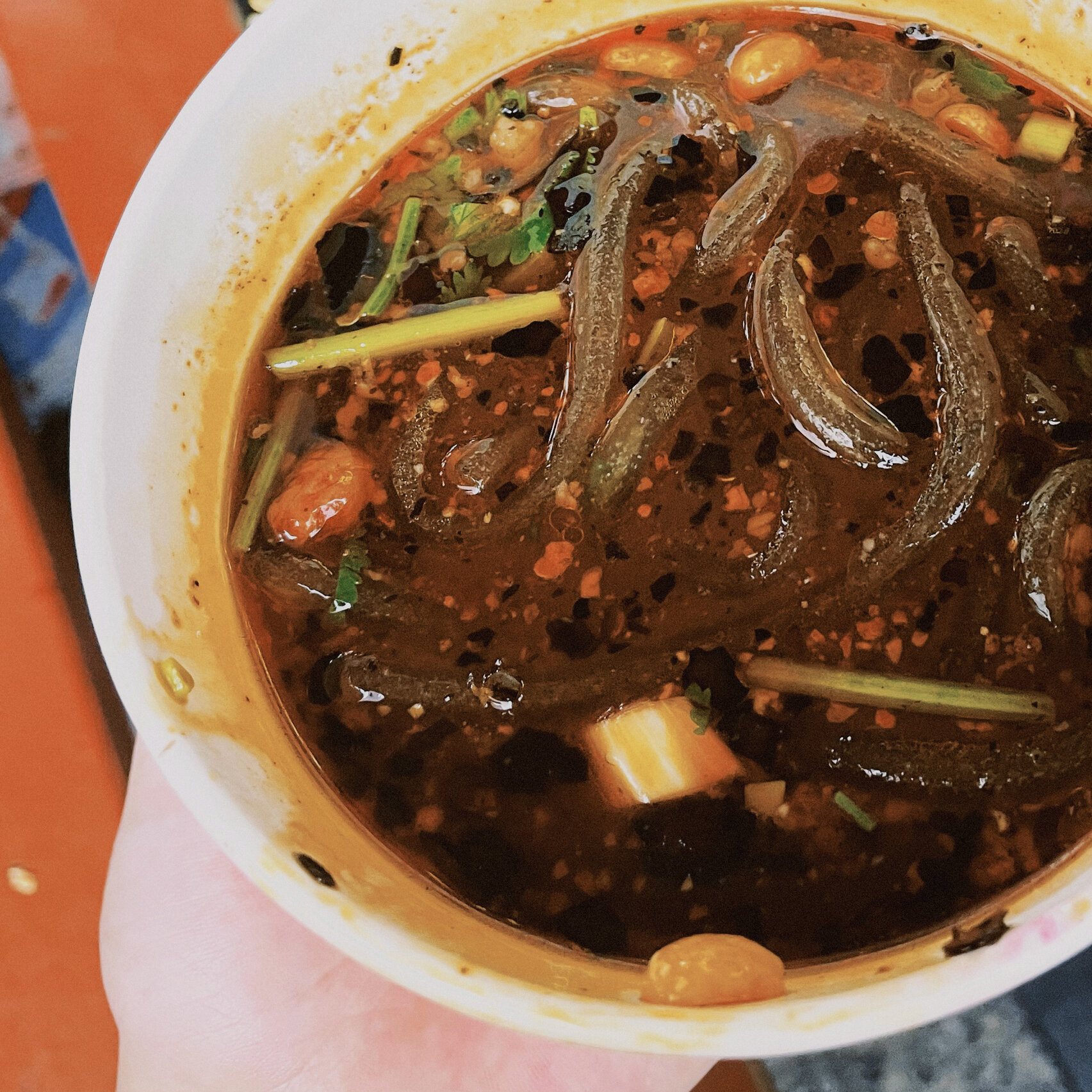 深圳美食分享 | 罗湖区 东门老街八哥酸辣粉