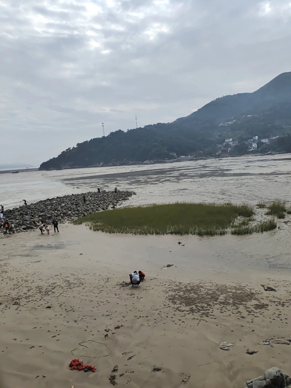 平阳西湾风景区 西湾风景区位于温州平阳县海西镇,从市区开车过去大概