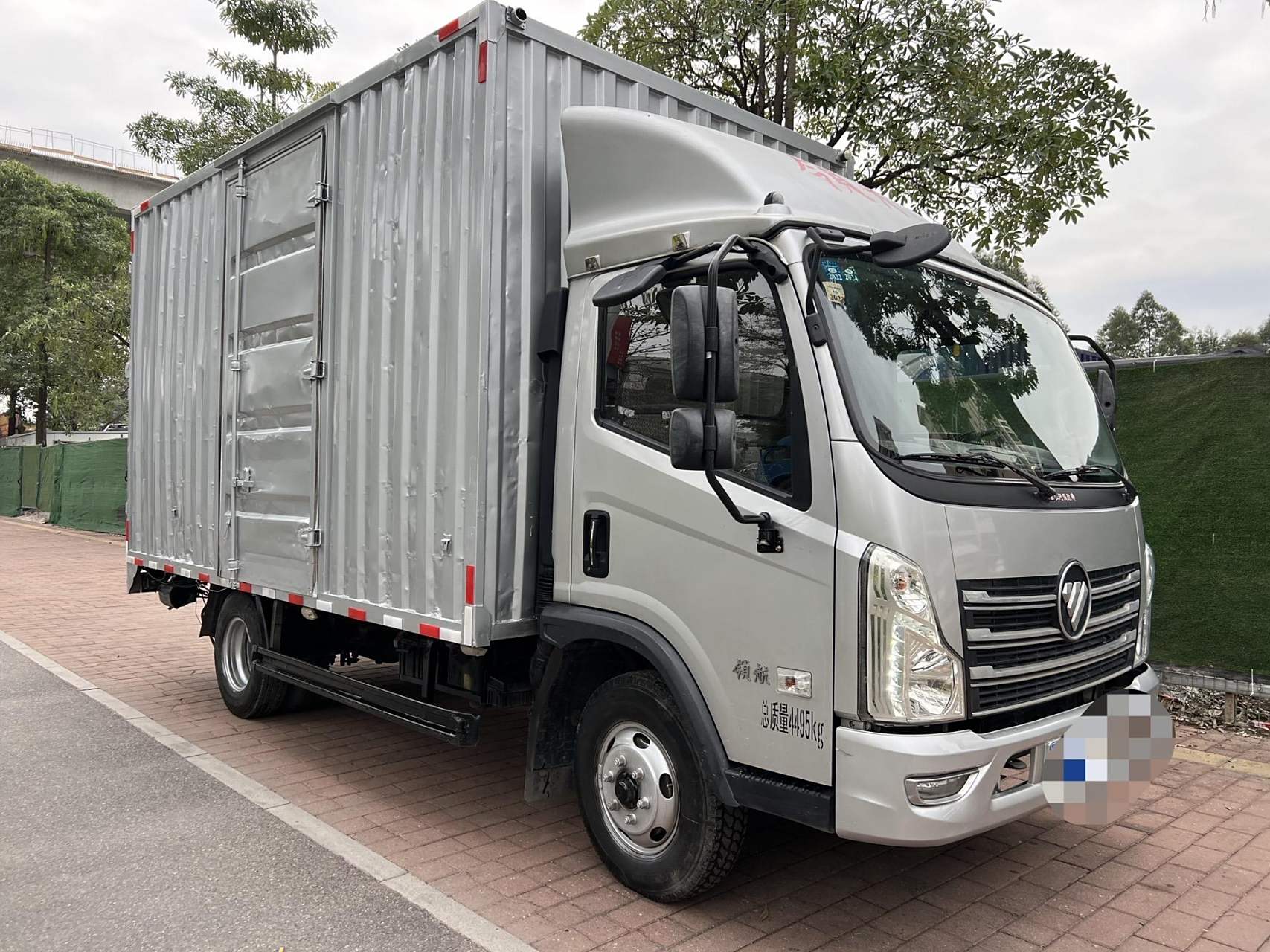 20年10月福田领航m6, 德威d25发动机 , 143马力,6前进档 ,断气刹  700