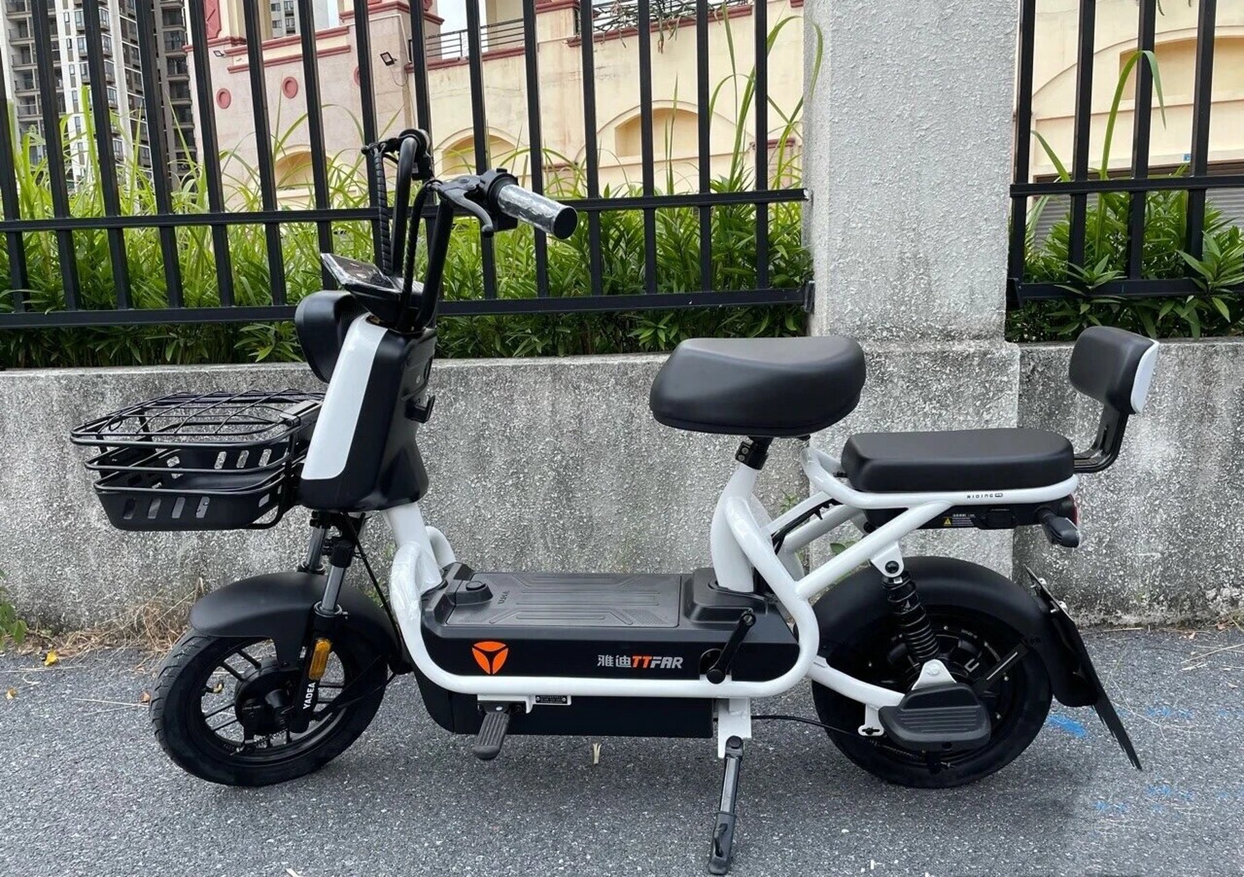 雅迪电动车 记录2022年3月喜提一台全款雅迪冠能小飞象4.