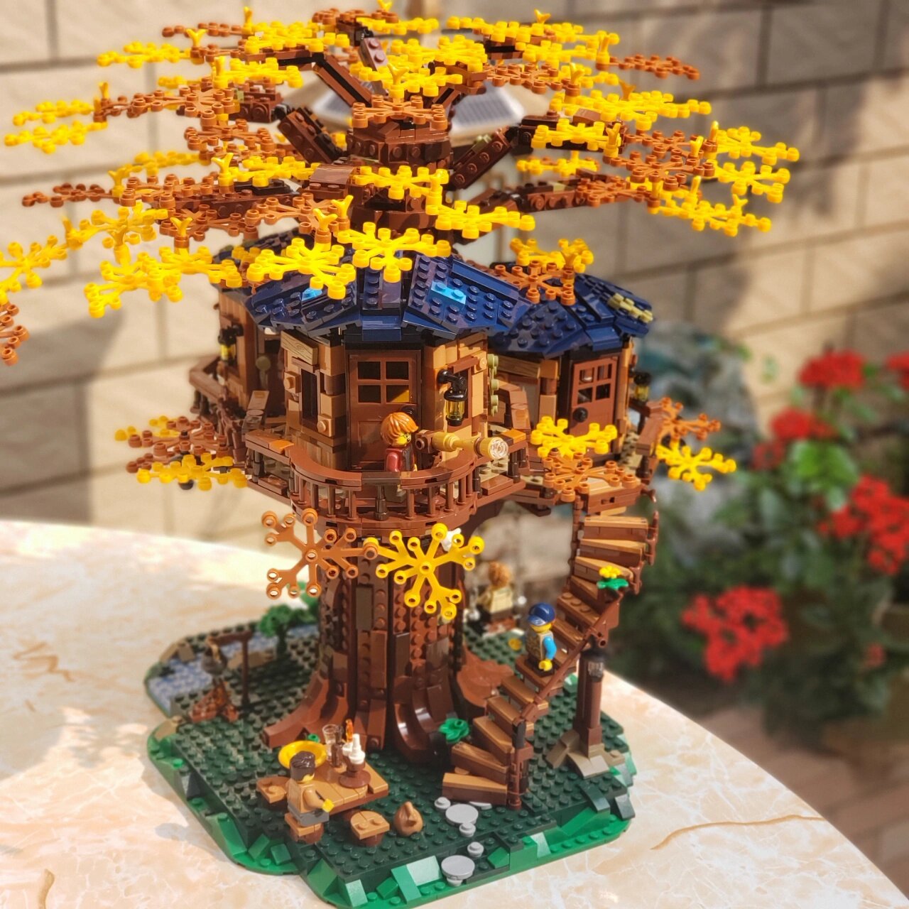 一起来乐高树屋露营吧! 第一次的moc给了树屋 !