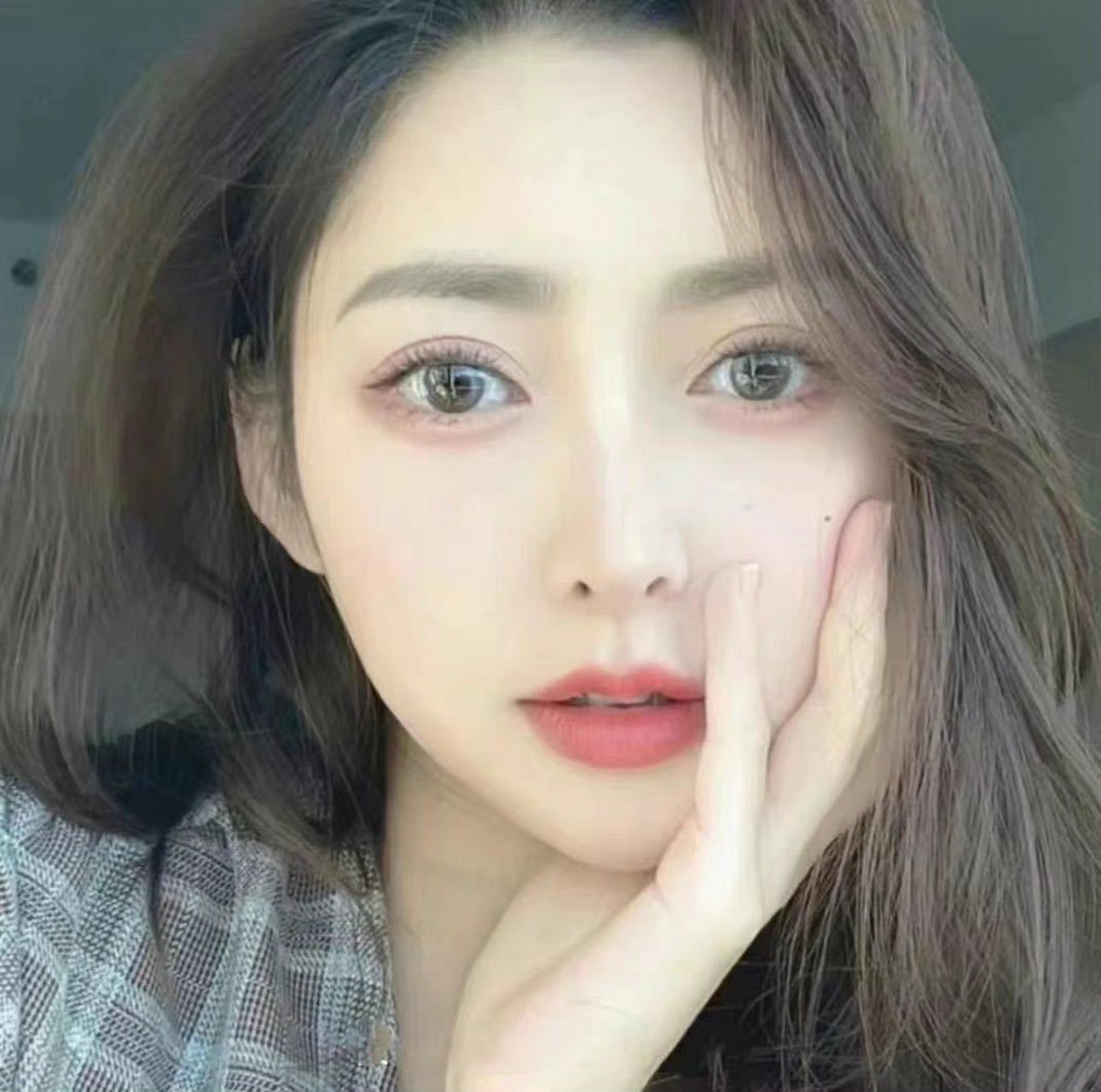 蒋倩 172cm  签约汽车模特 喜欢健身 瑜伽 旅游