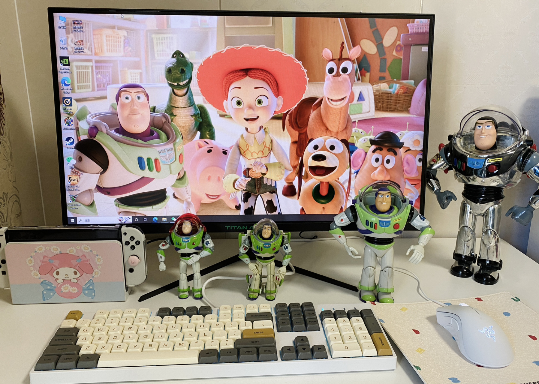 浅浅分享一下我的电脑桌面 buzz最帅