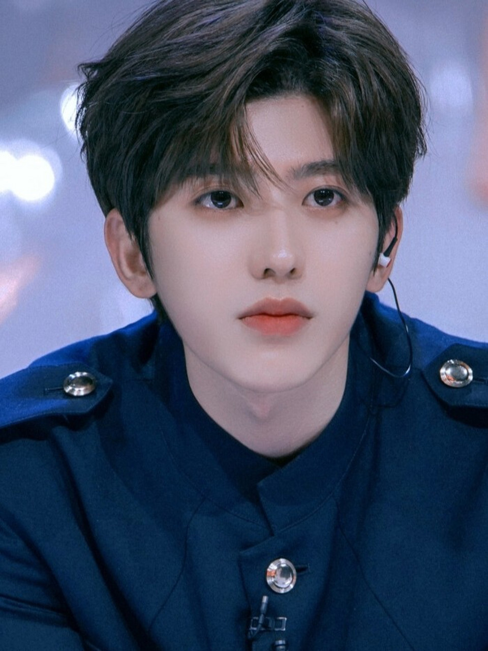 蔡徐坤神仙图集 超爱 这期的图片真的好绝啊啊啊