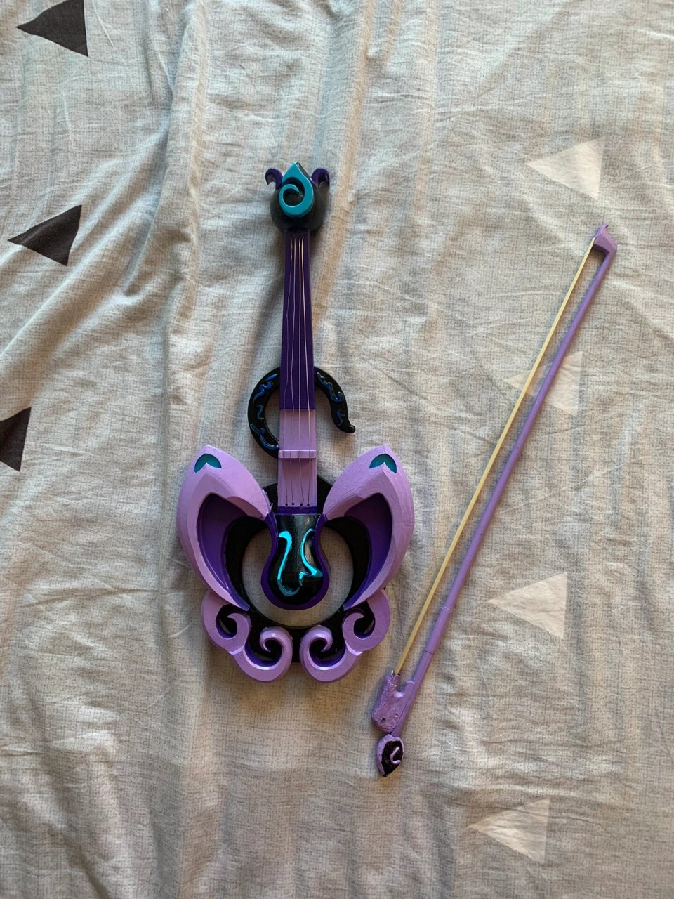 黑魔提琴终于完工啦!用了真的琴弦和琴弓.白膜from