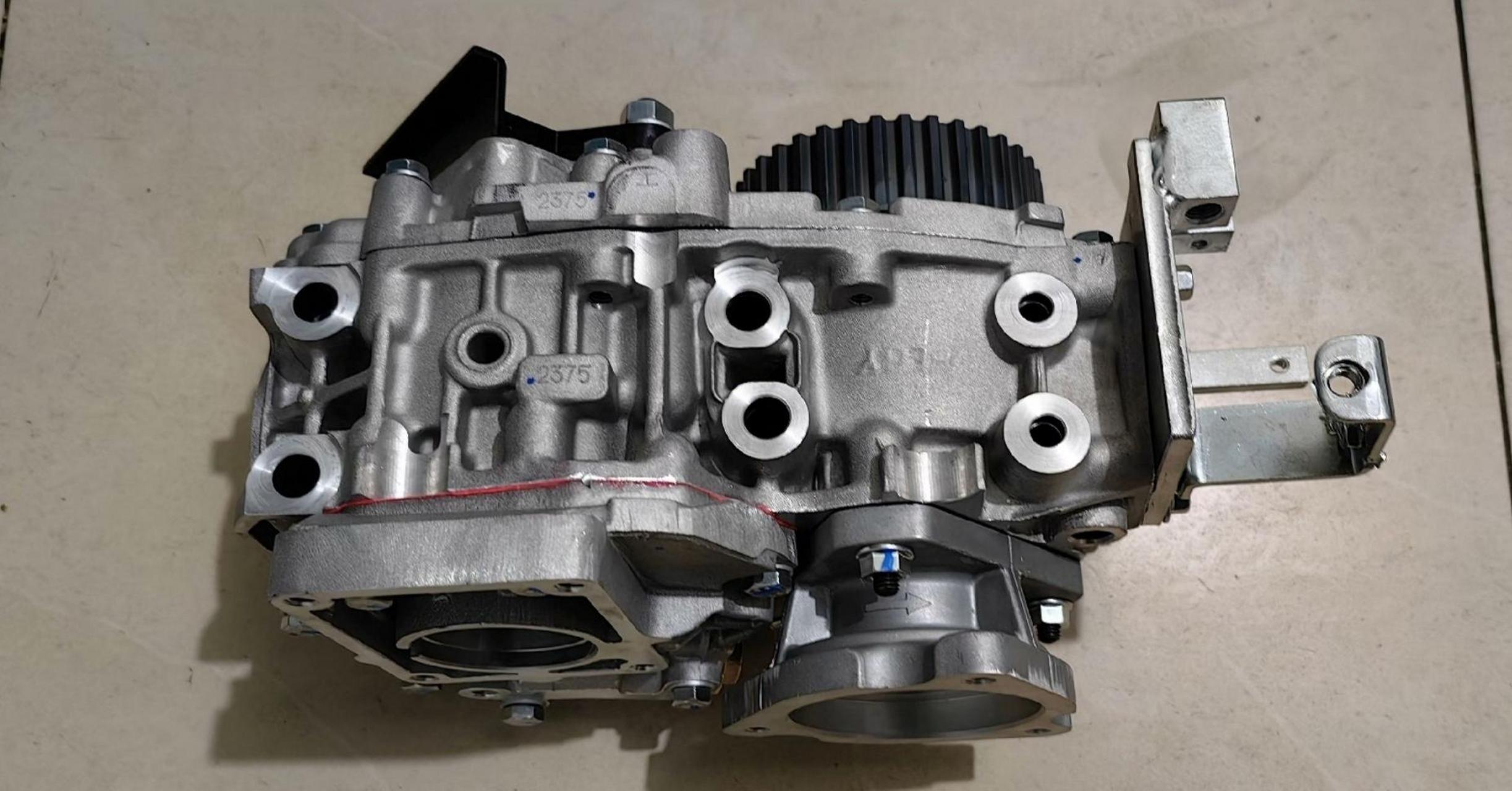 依维柯索菲姆国六发动机原厂装车附件箱总成.