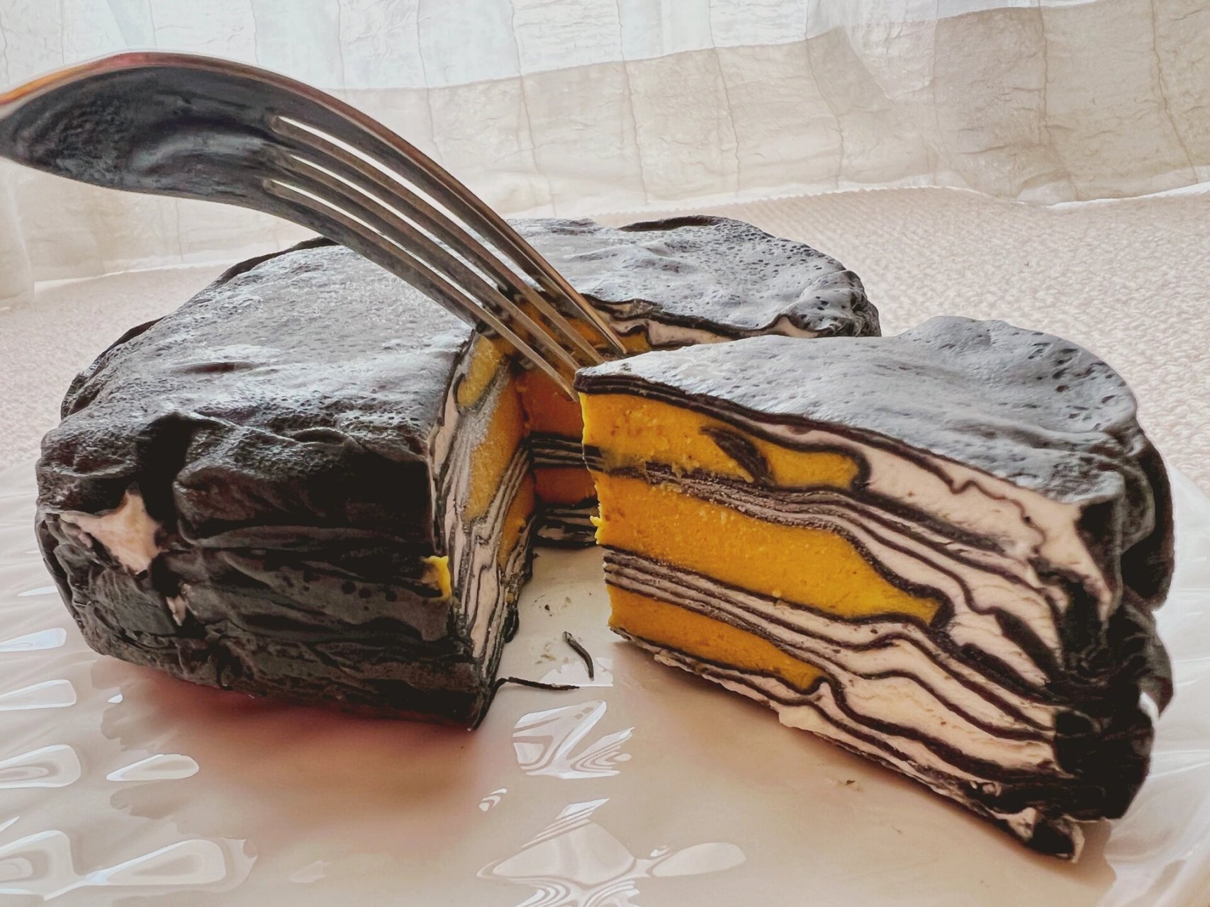 榴樂星球黑刺6寸榴莲千层蛋糕 中国,法国,日本,马来西亚星级烘焙大厨