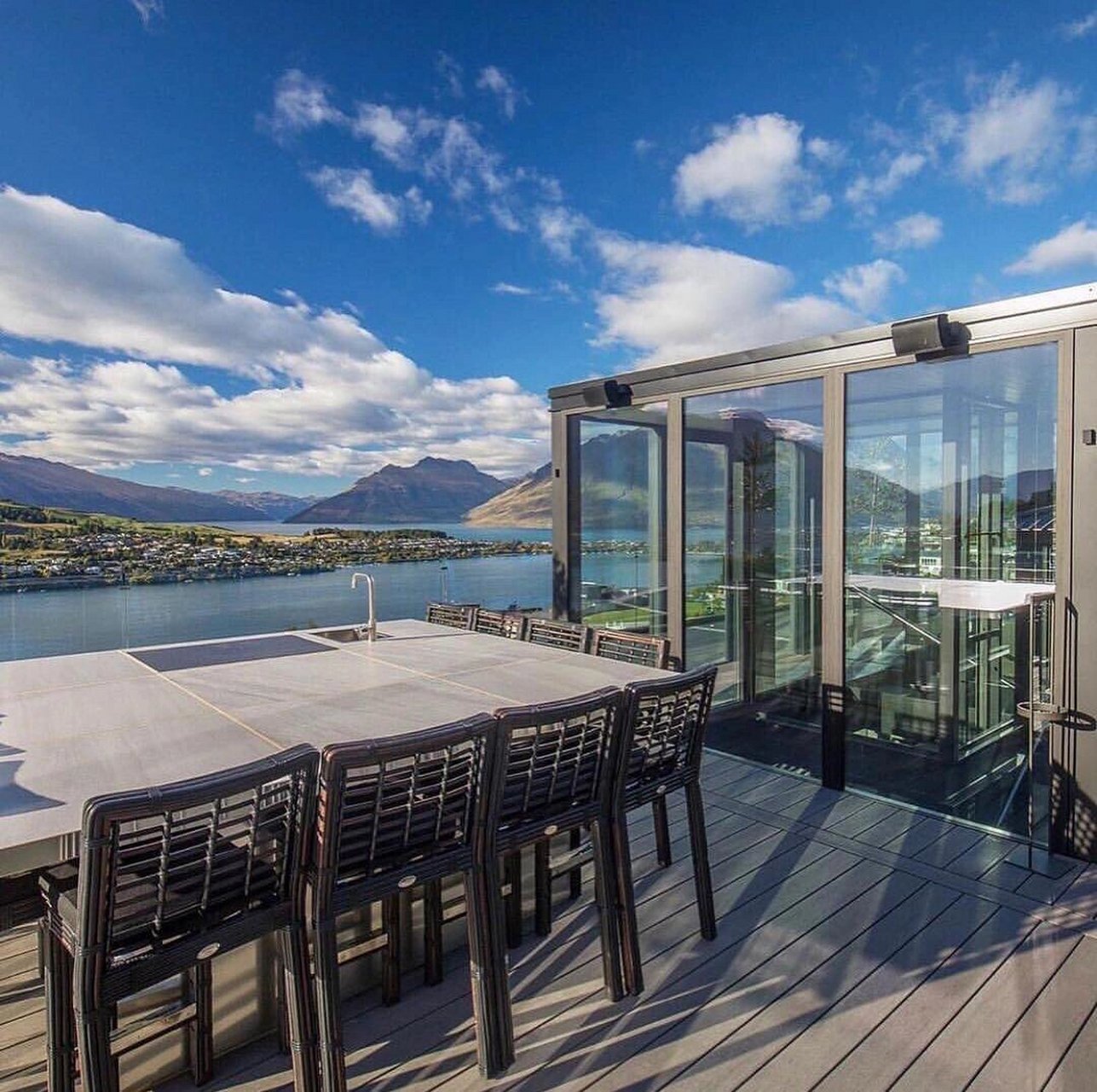 漂亮的玻璃房【7】 新西兰水上的玻璃房子9991 	 -由国家一级建筑