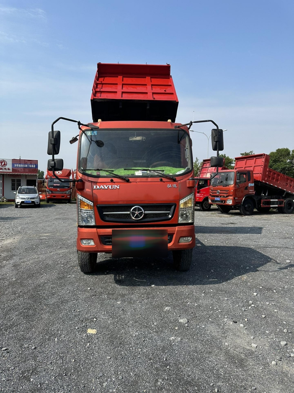 大运征途4108玉柴4米车厢.