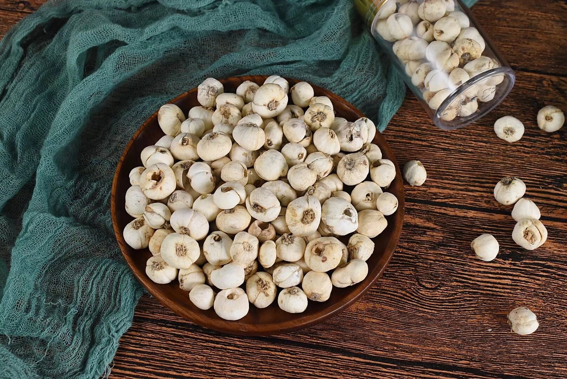 🔸西藏野生藏贝母 藏贝母真正西藏野生的贝母是最好的,真正生吃在