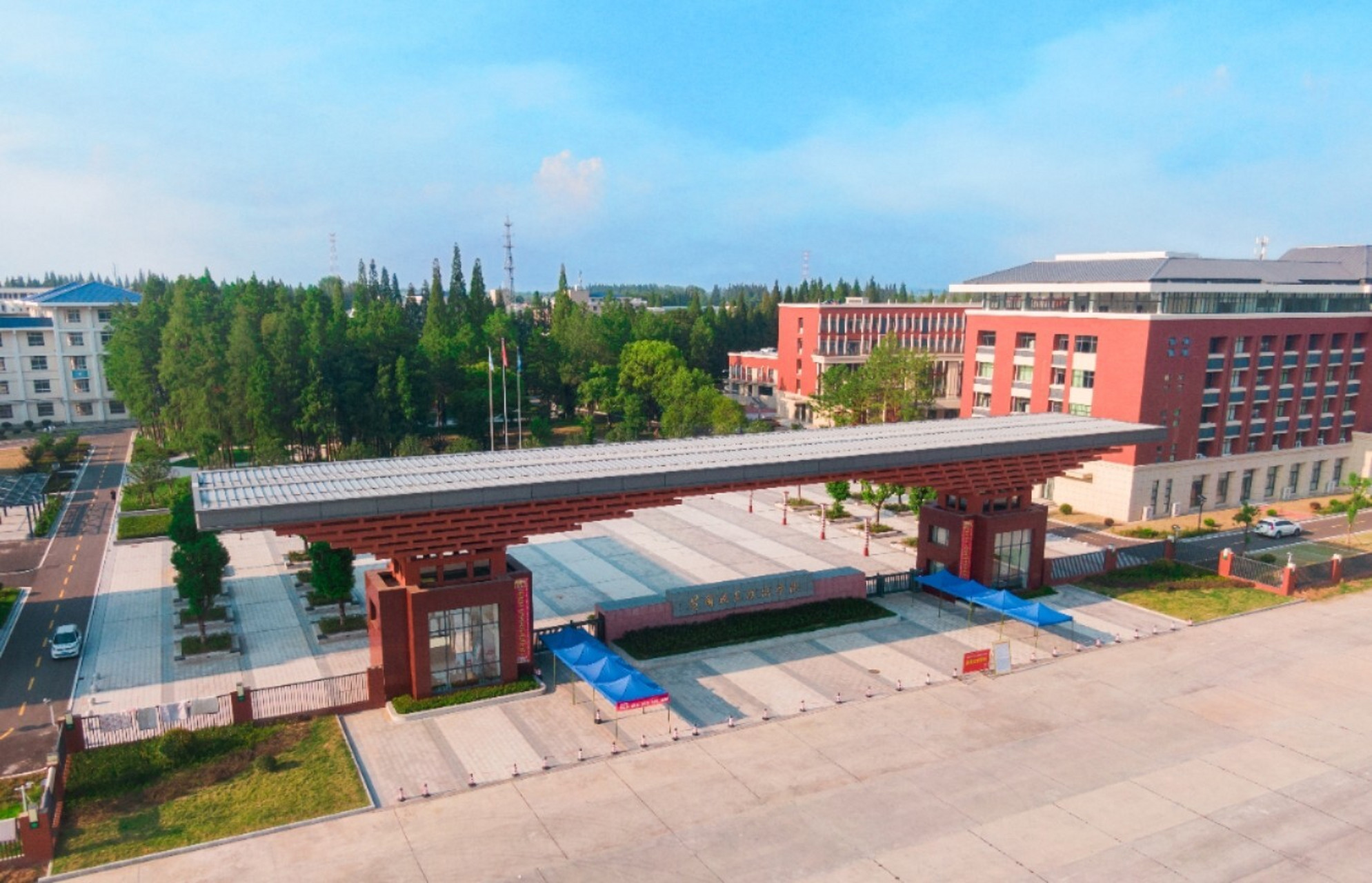 黄冈职业技术学院 先更新一波学校的航拍照片