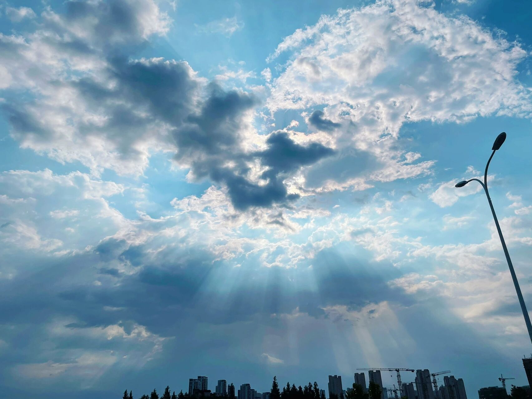 雨后晴空 781578157815云朵 是天空写下最美的文案 74