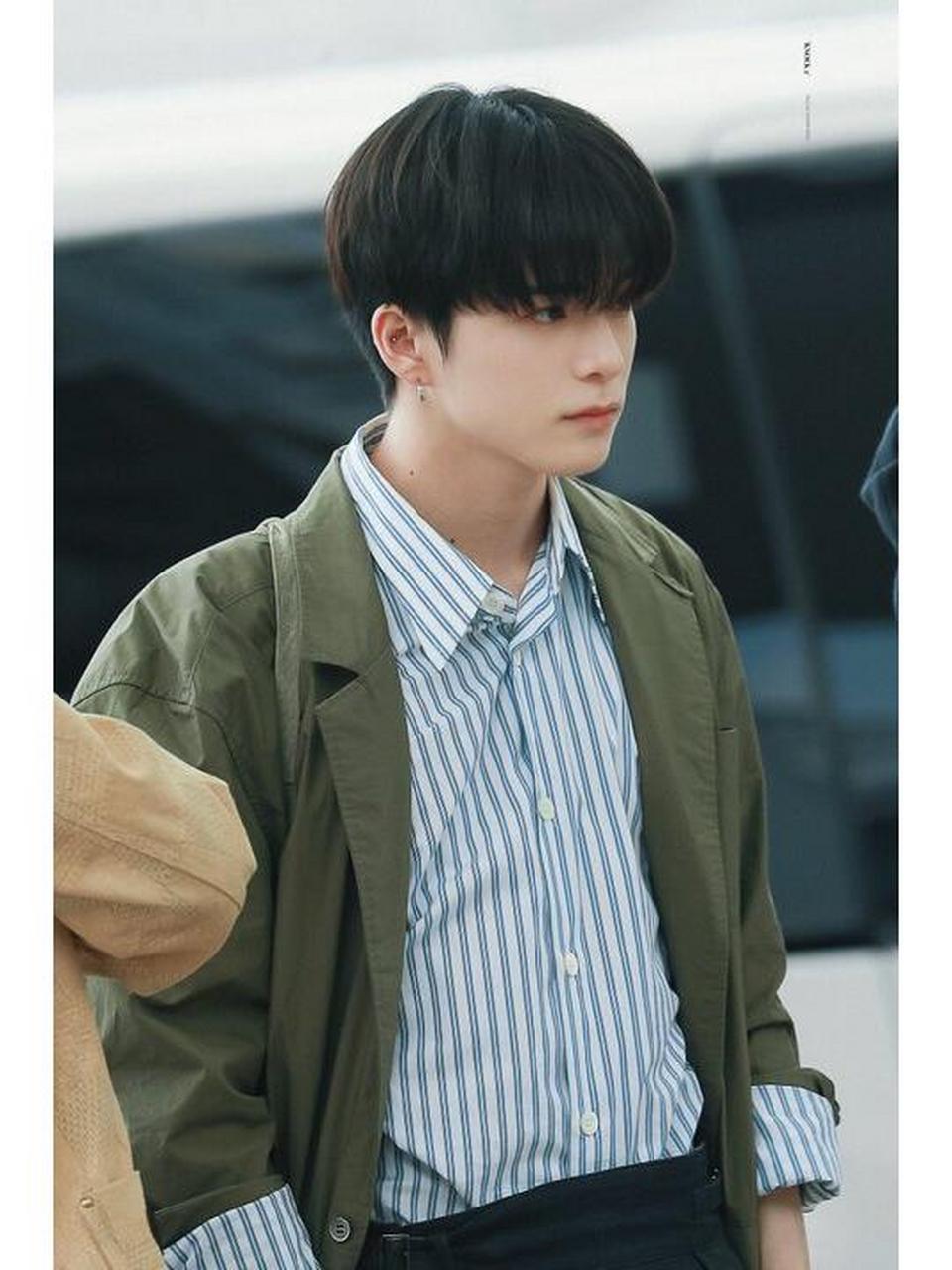 原帖: treasure asahi 滨田朝光 长得真帅,气氛好,衣服也穿得好,反应