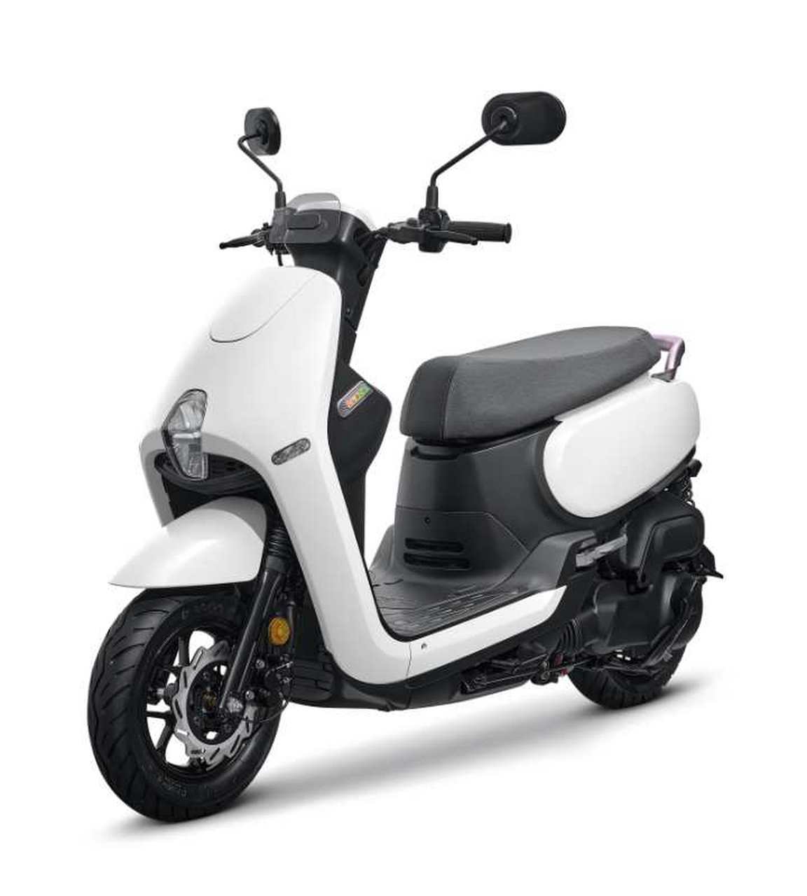 三阳蜂鸟即将到货9980,时尚漂亮的一款小踏板,带abs防抱死,6.