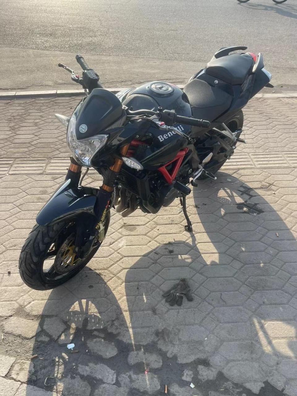 6800全款带走14年黄龙600 不比本田cb400好太多了