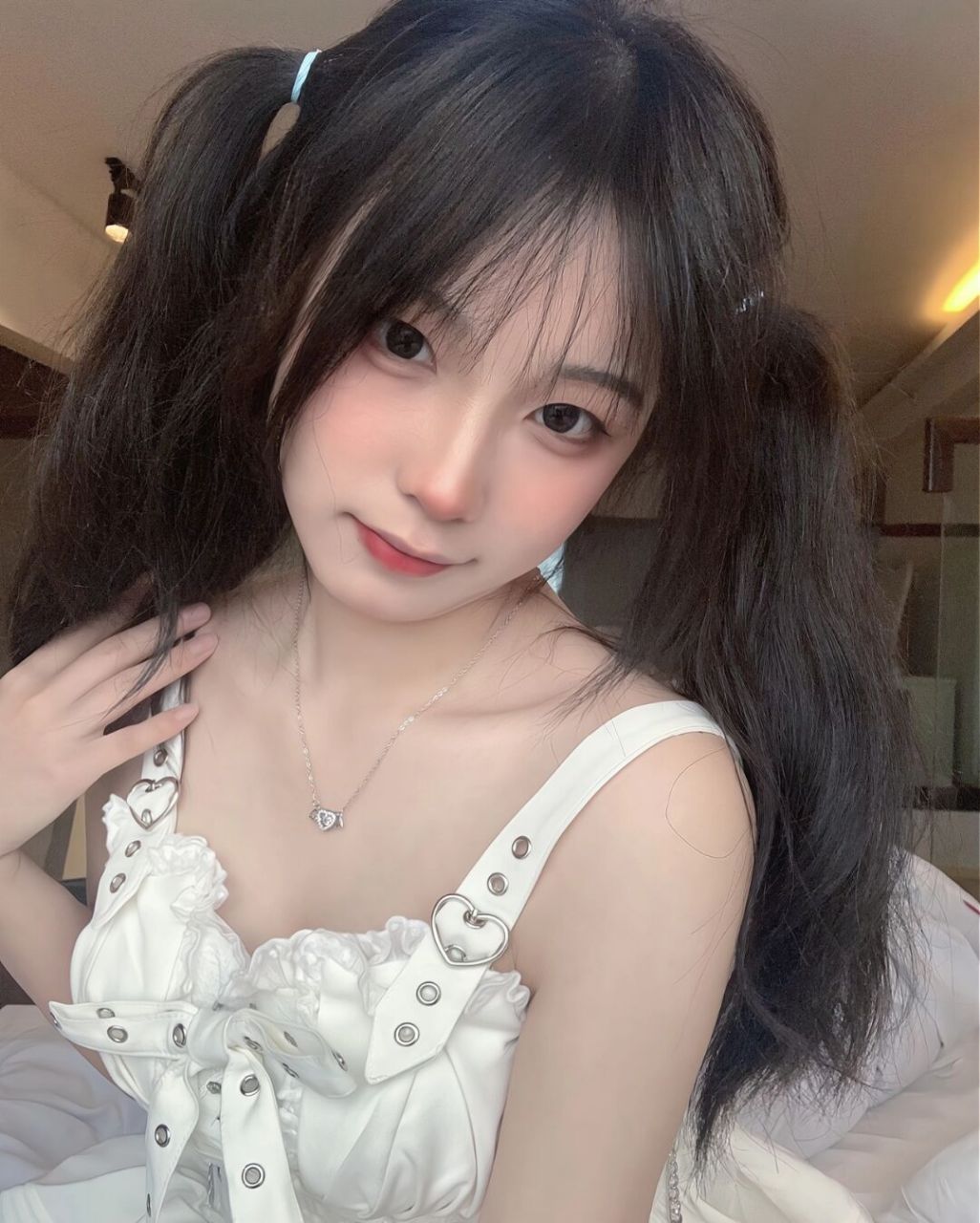 甜系女孩#修图# #壁纸# #头像分享# #甜妹# #高清# cn:言肆十七