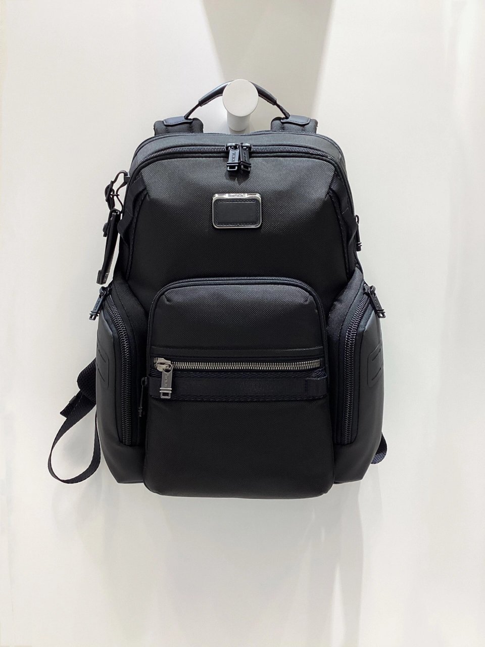 tumi|途明bravo背包 tumi这款男士背包容量大,口袋设置多样,可以更好