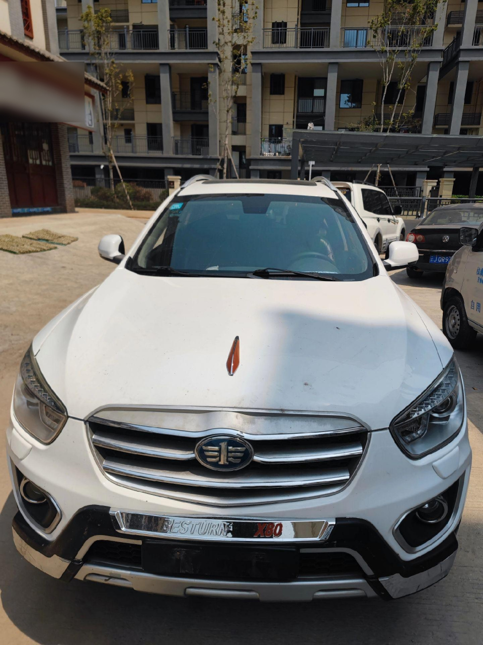 最新拿下 找自动挡小suv的来研究了,一汽红旗x80,    14年9月份上牌