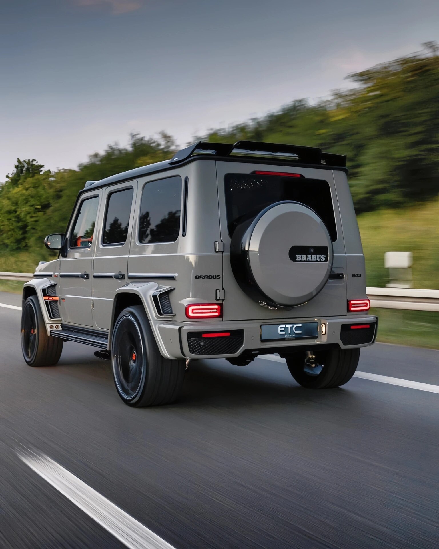 奔驰巴博斯鲨鱼灰08|合肥汽车改色膜90 其实鲨鱼灰又名纳多灰 似