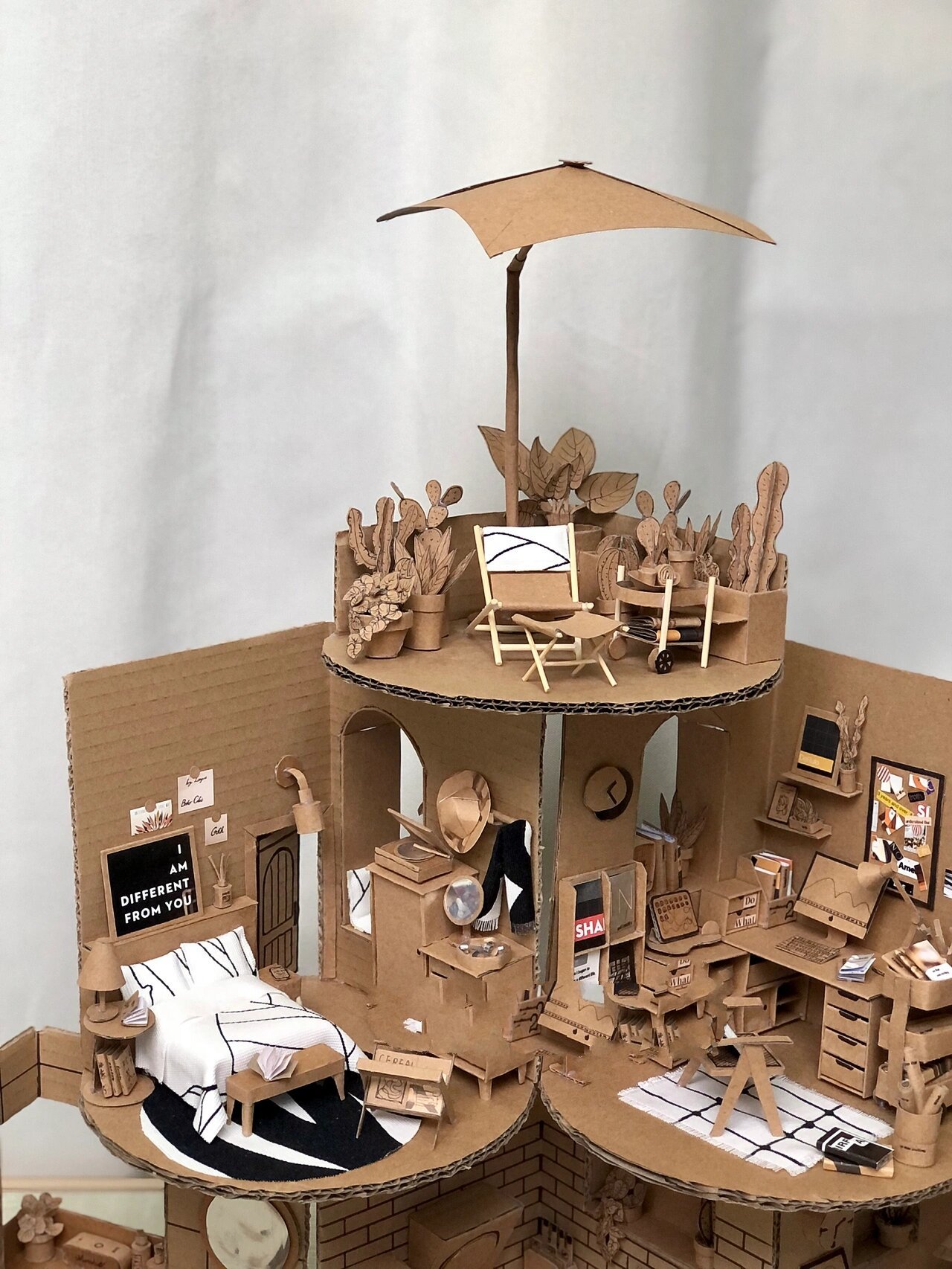 创意手工diy废纸箱制作小房子—露台