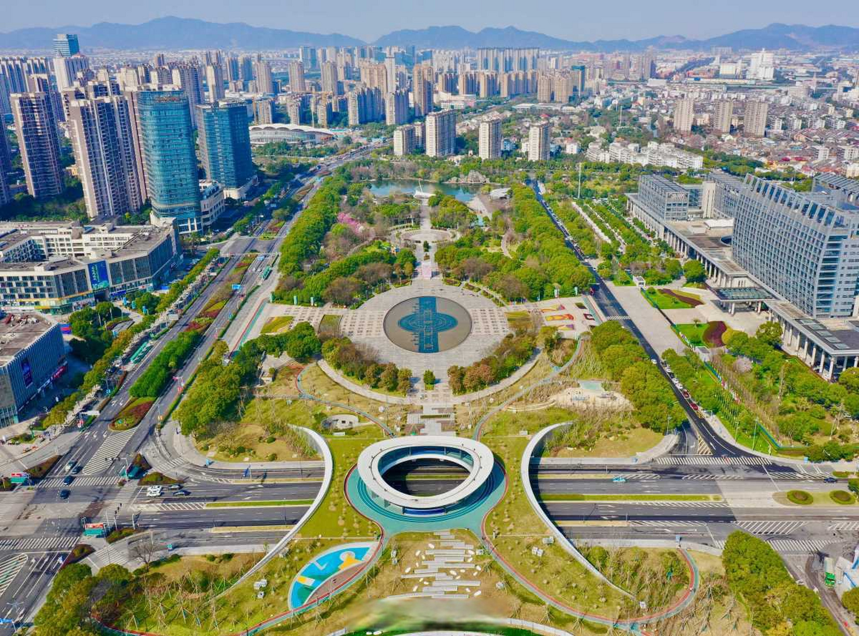 美丽北仑# 【北仑凤凰城中央公园即将开放】作为北仑凤凰城的标中性