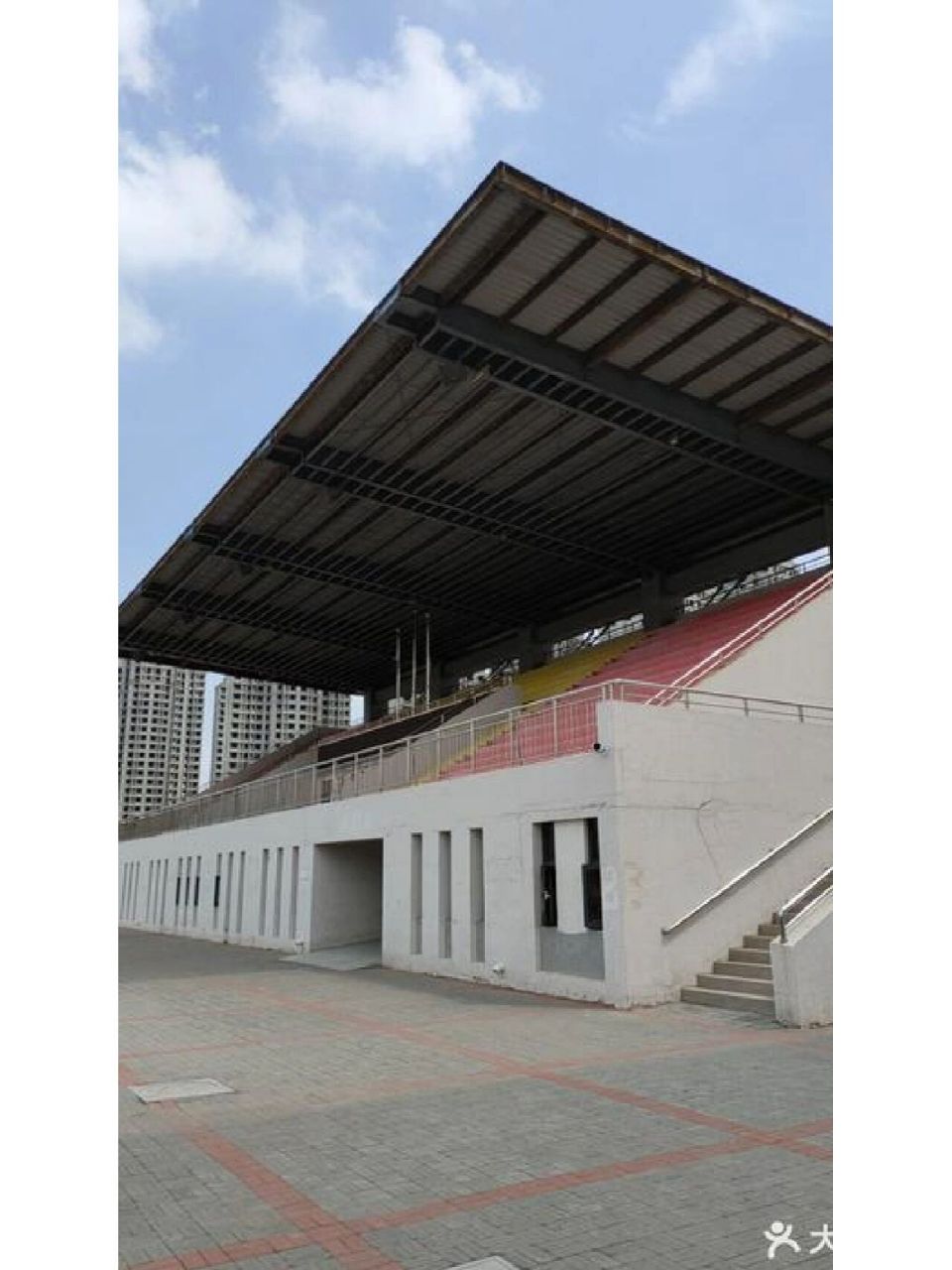 天津市第十四中学 本人是十四中准高三的学生,有要报考十四中的学弟