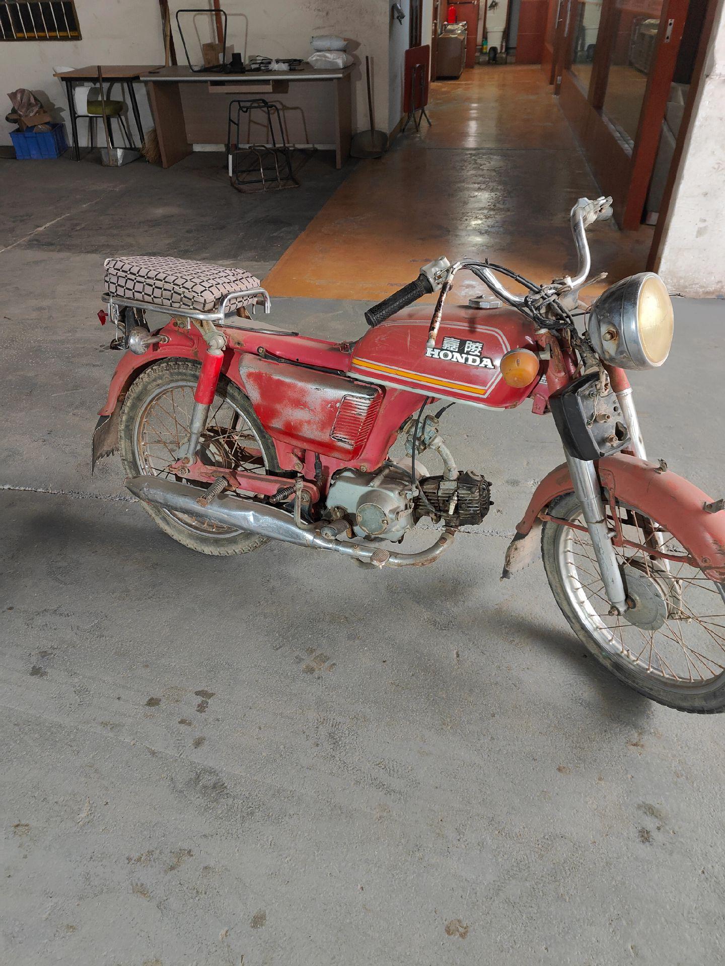 翻新前后对比,嘉陵本田jh70摩托车.1985年2月份出厂