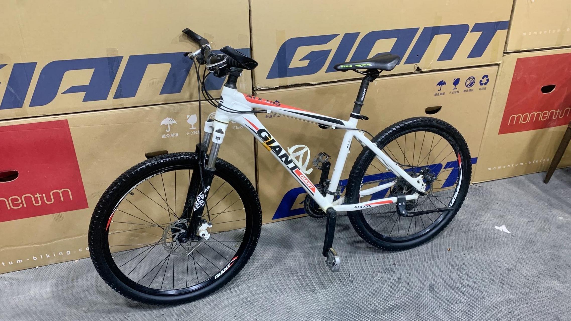 捷安特atx735.24速碟刹,1149元.身体和灵魂总有一个在路上