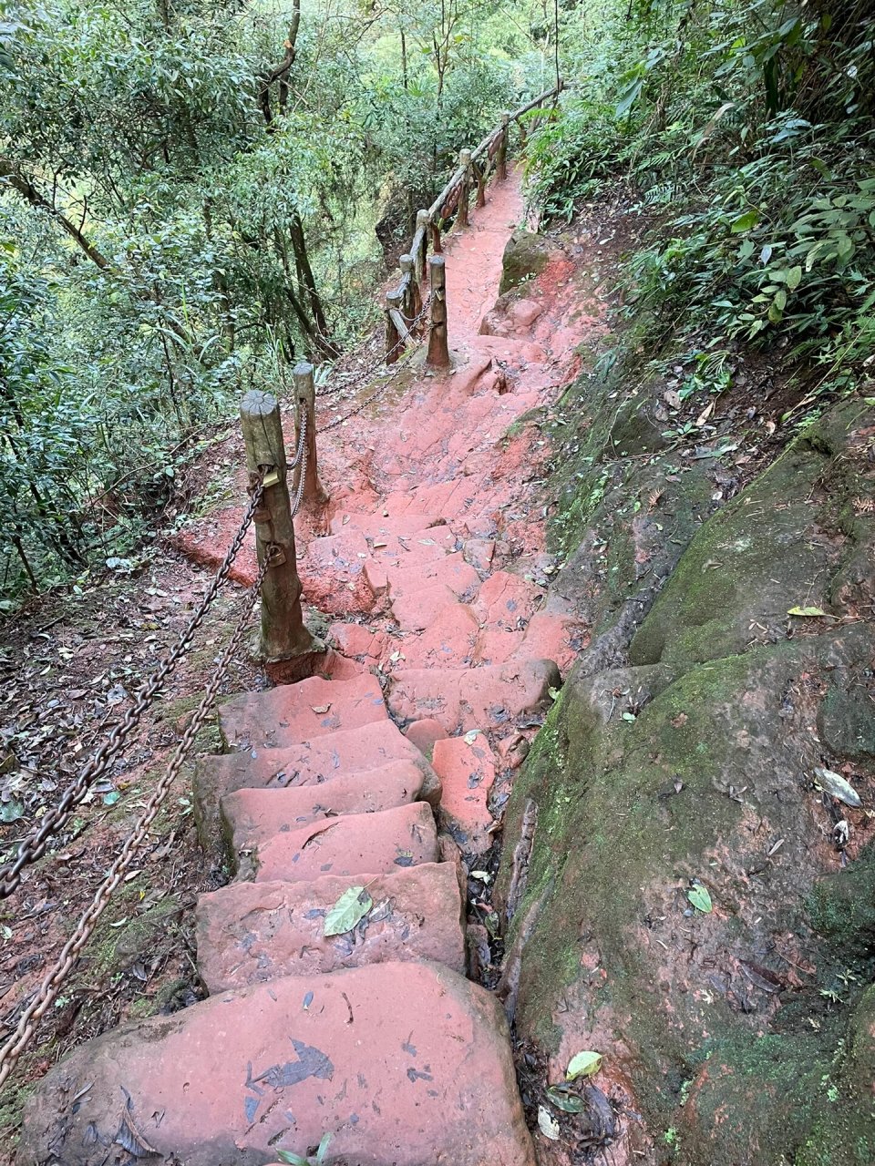 千古绝唱,潸然泪下 爱情天梯景区位于重庆江津四面山景区中山古镇常乐