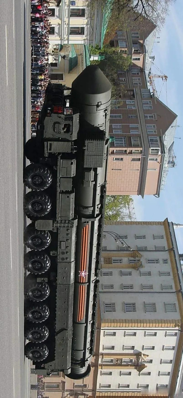 东风吹倒白杨砸倒民兵和哨兵 军事壁纸 军事趣科普 军事