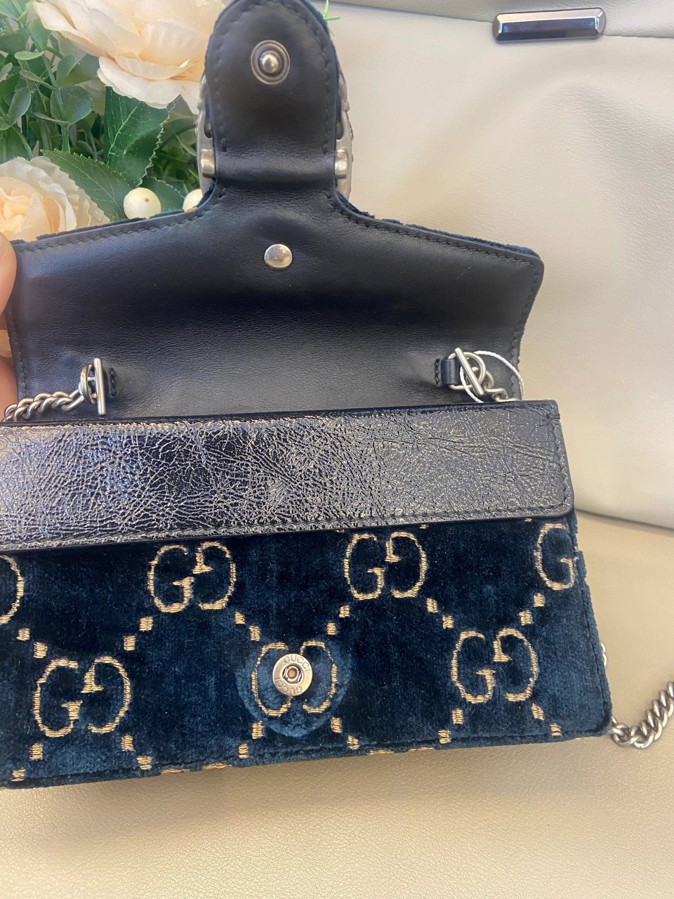 99新古驰mini钻扣酒神蓝色丝绒款便宜出 99新gucci古驰 mini钻扣酒神