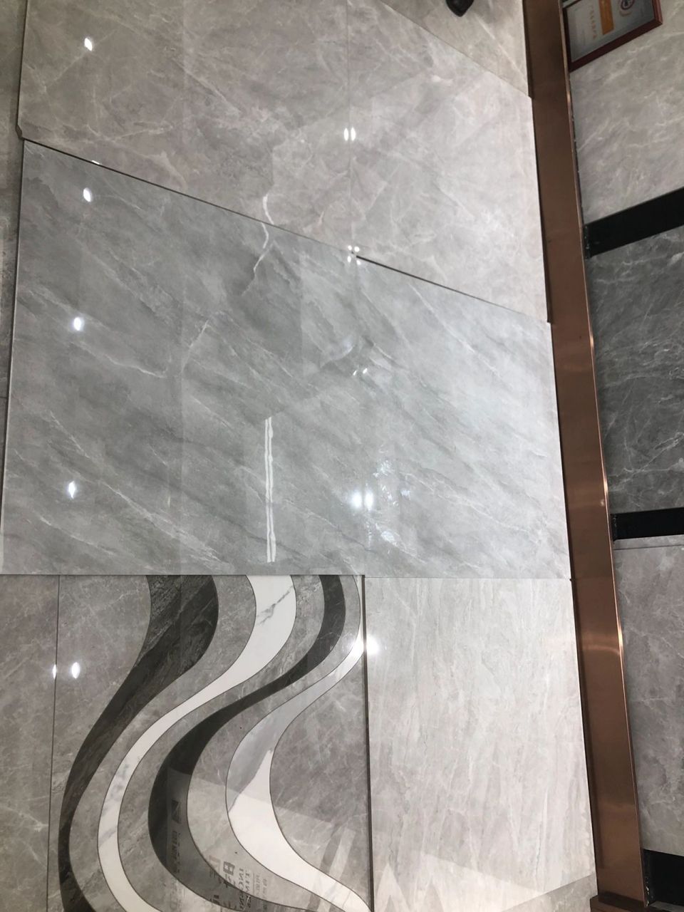 朗科瓷砖 好不好 选瓷砖真纠结怕颜色深怕花纹多