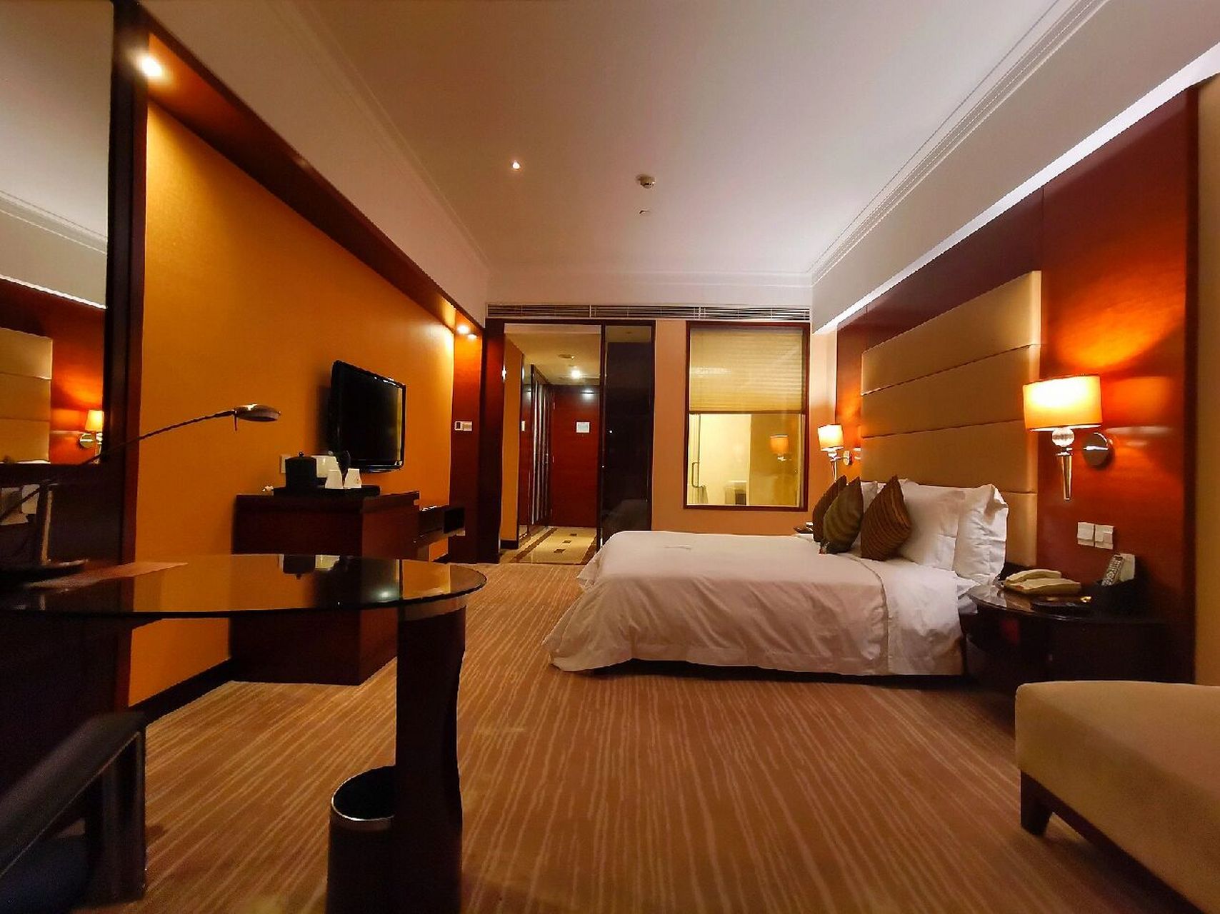 广东梅州金沙湾国际大酒店(纯享版) 梅州,是一座有着千百年历史底蕴的