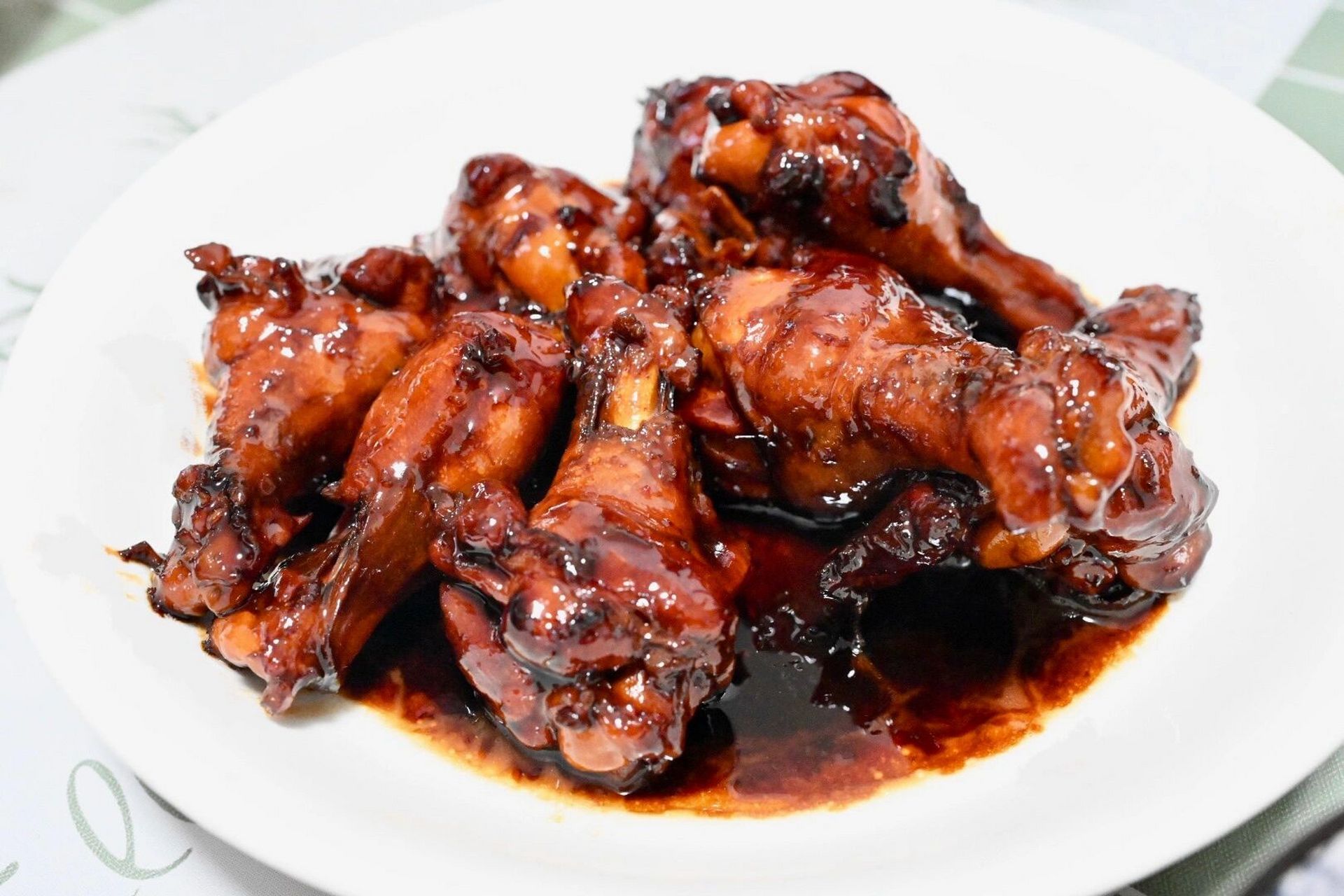 美味的可乐鸡翅根～小朋友的最爱 今天做一道家常的肉菜～可乐鸡翅根