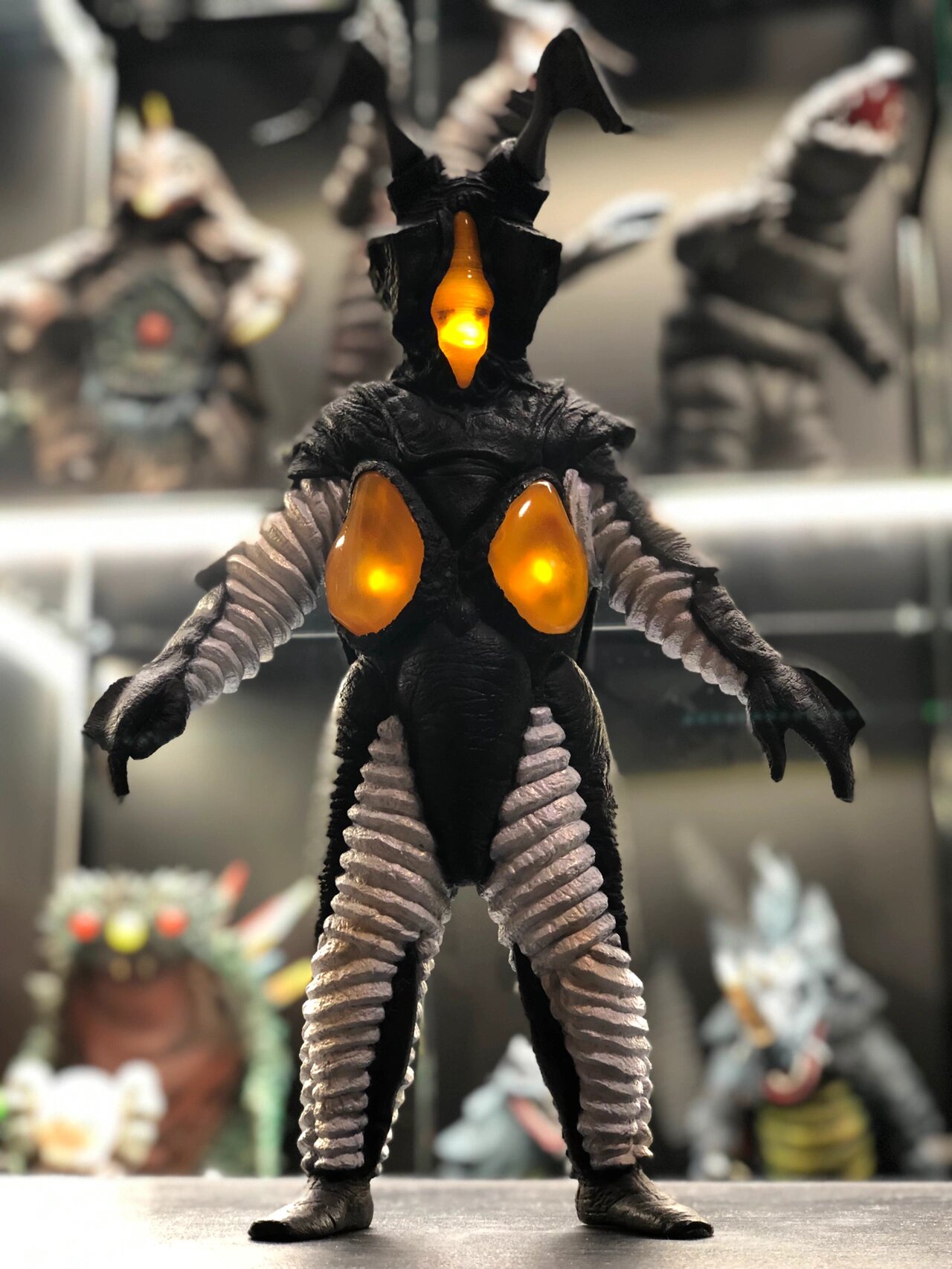 初代奥特曼 宇宙恐龙 杰顿 登场