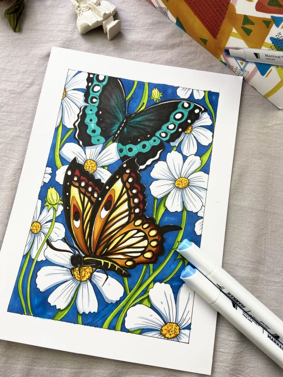 今天教大家用马克笔去涂绘蝴蝶,真的省力省时还好看!
