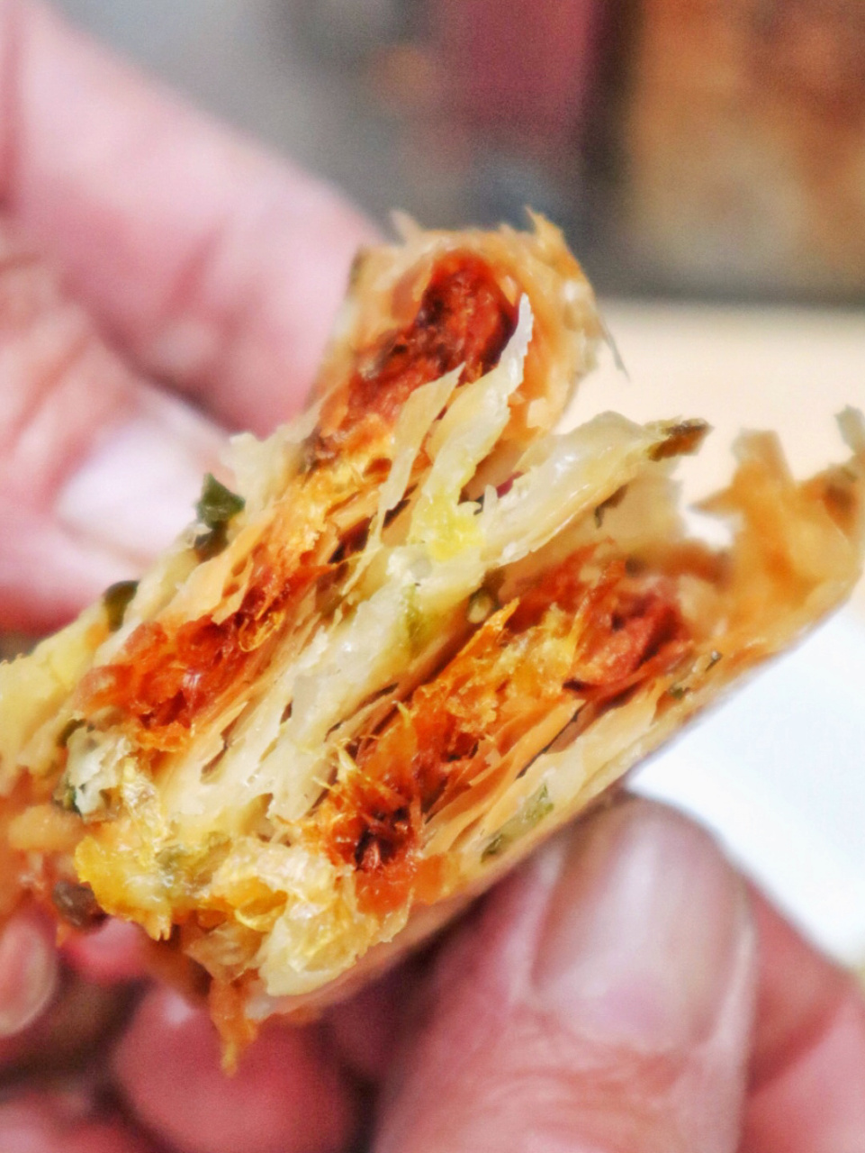 微波炉也算是低配版烤箱啦 能做的东西可不少哦! 这个苹果派超级香!