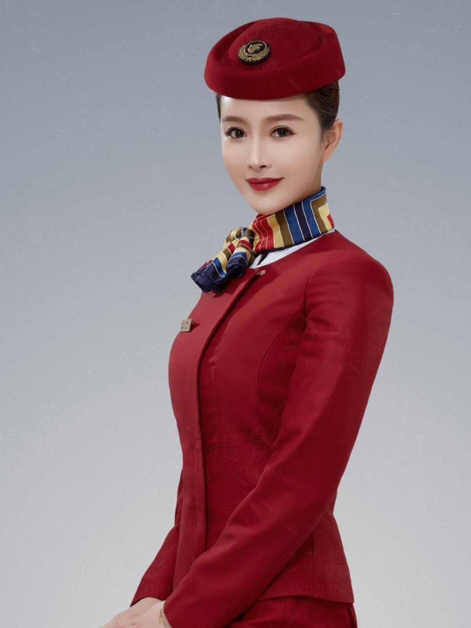 形象照i空姐形象照 来看看我们给国航航花拍的形象照!