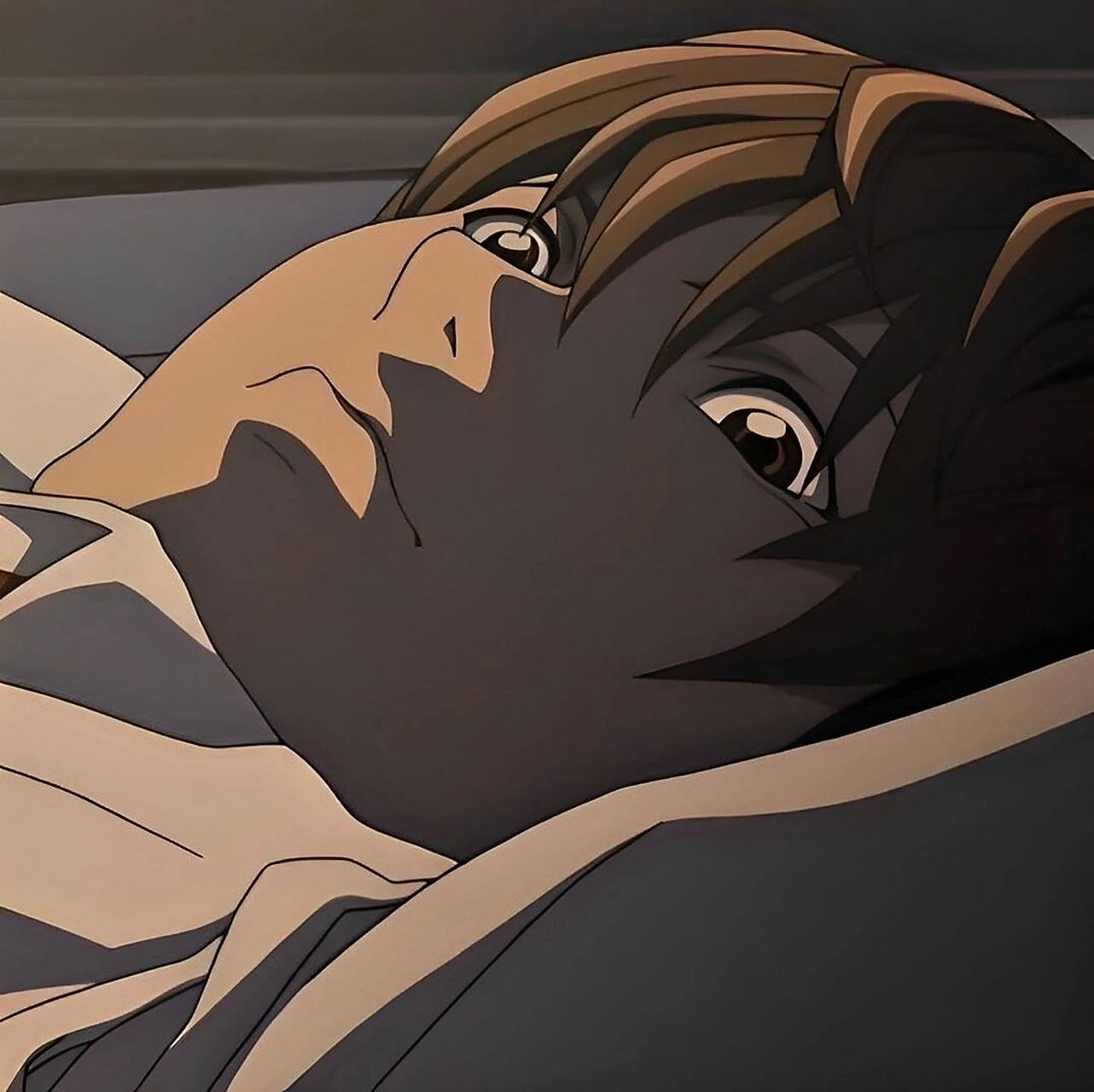 夜神月头像 喜欢的请点个赞 #死亡笔记# #夜神月# #动漫男头# #ph团队