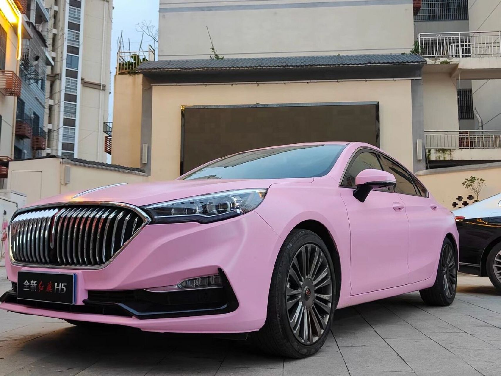 红旗h5# #购车攻略# #女士买车