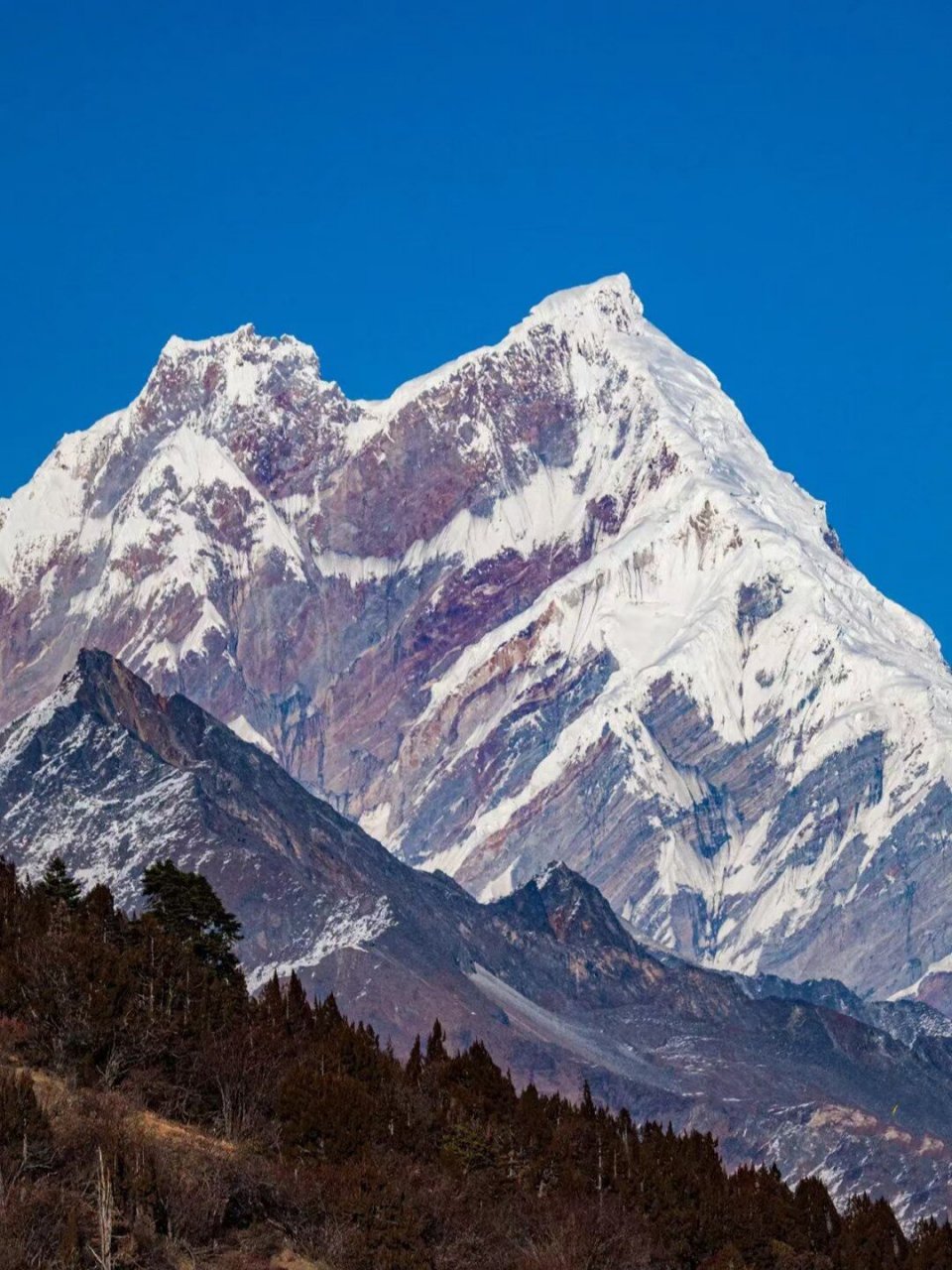 199珠穆朗玛峰8848米 作为西藏蕞高山峰的珠穆朗玛峰,是喜马拉雅