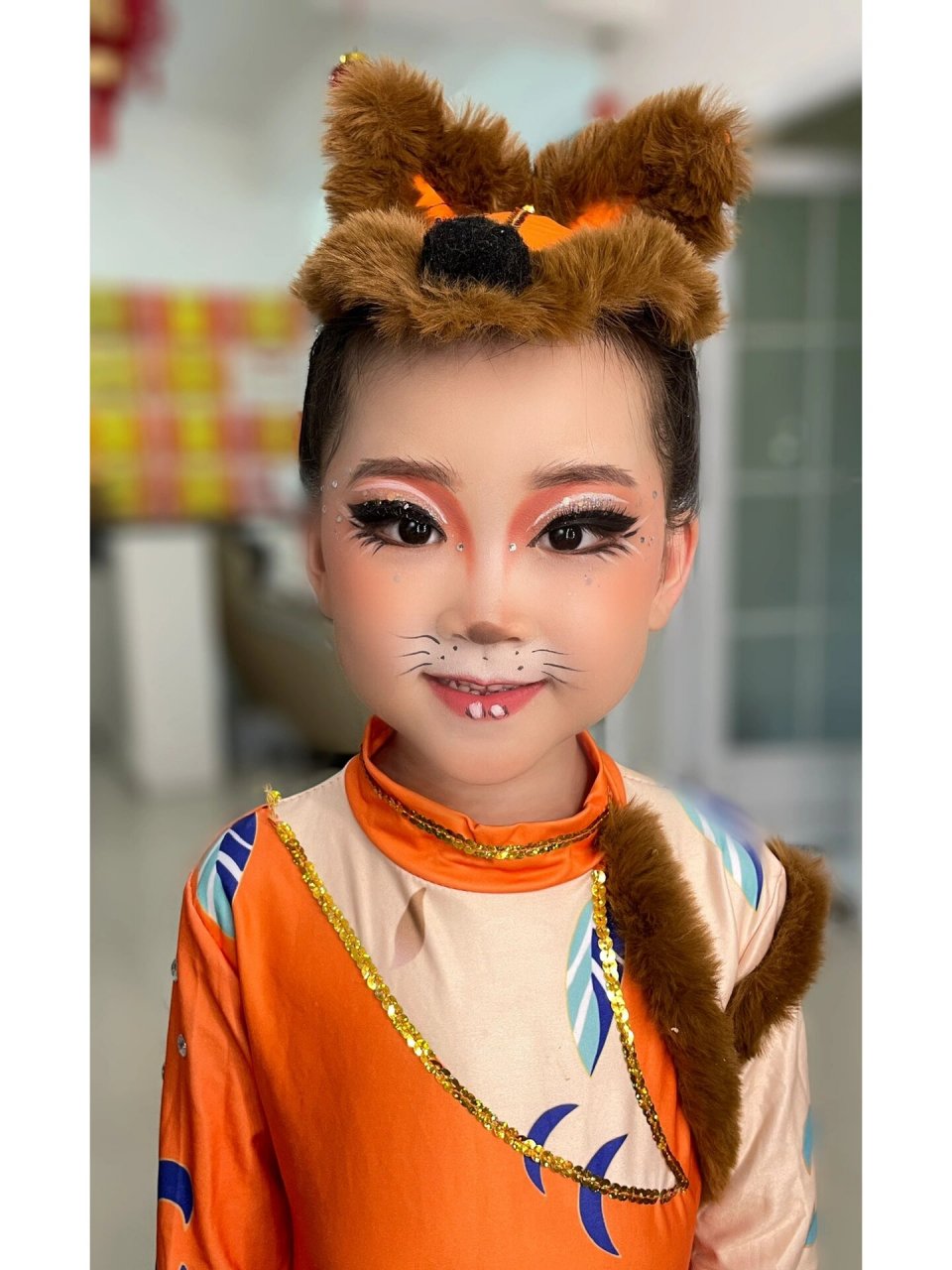 动物仿妆—-小松鼠妆容 六一儿童节舞台妆