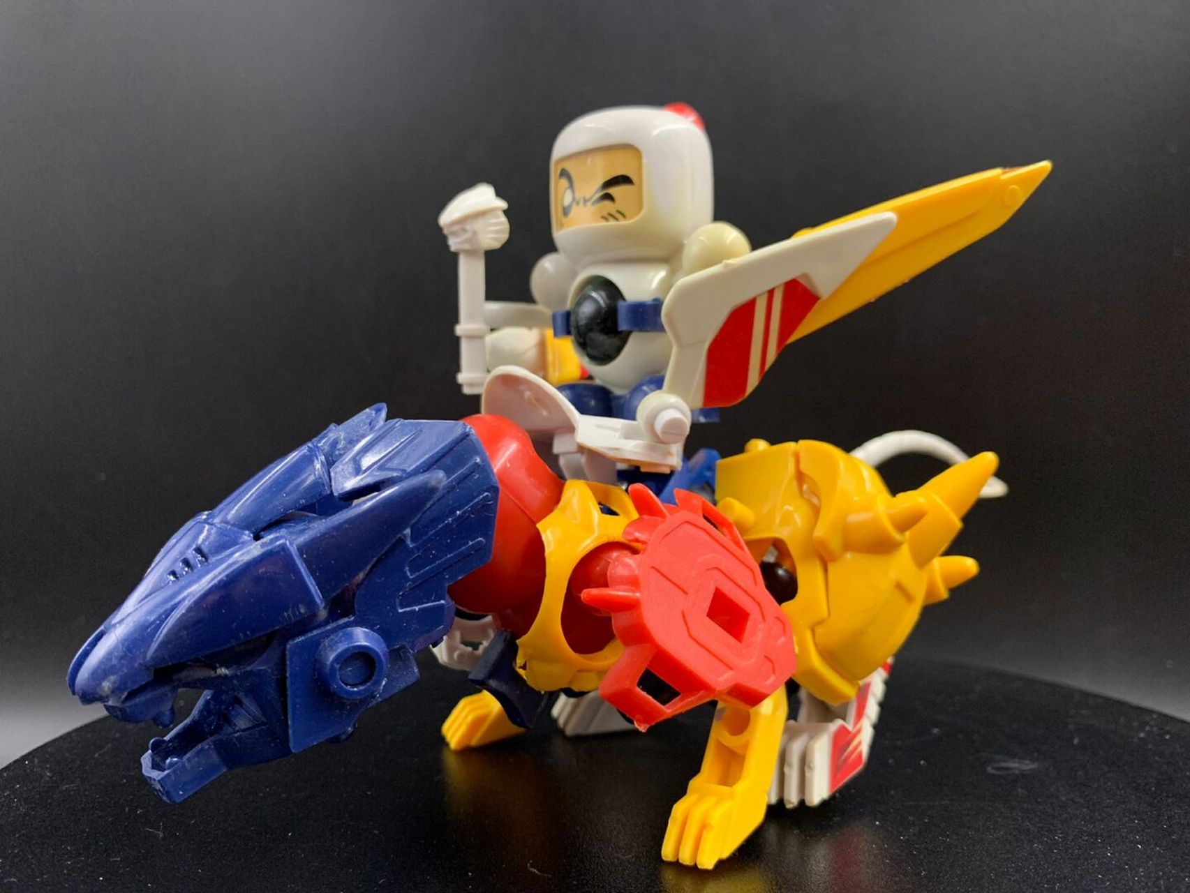 国产老d弹珠人爆外传-圣兽铠(下) 玩具简介: 国产老d 弹珠人 爆外传