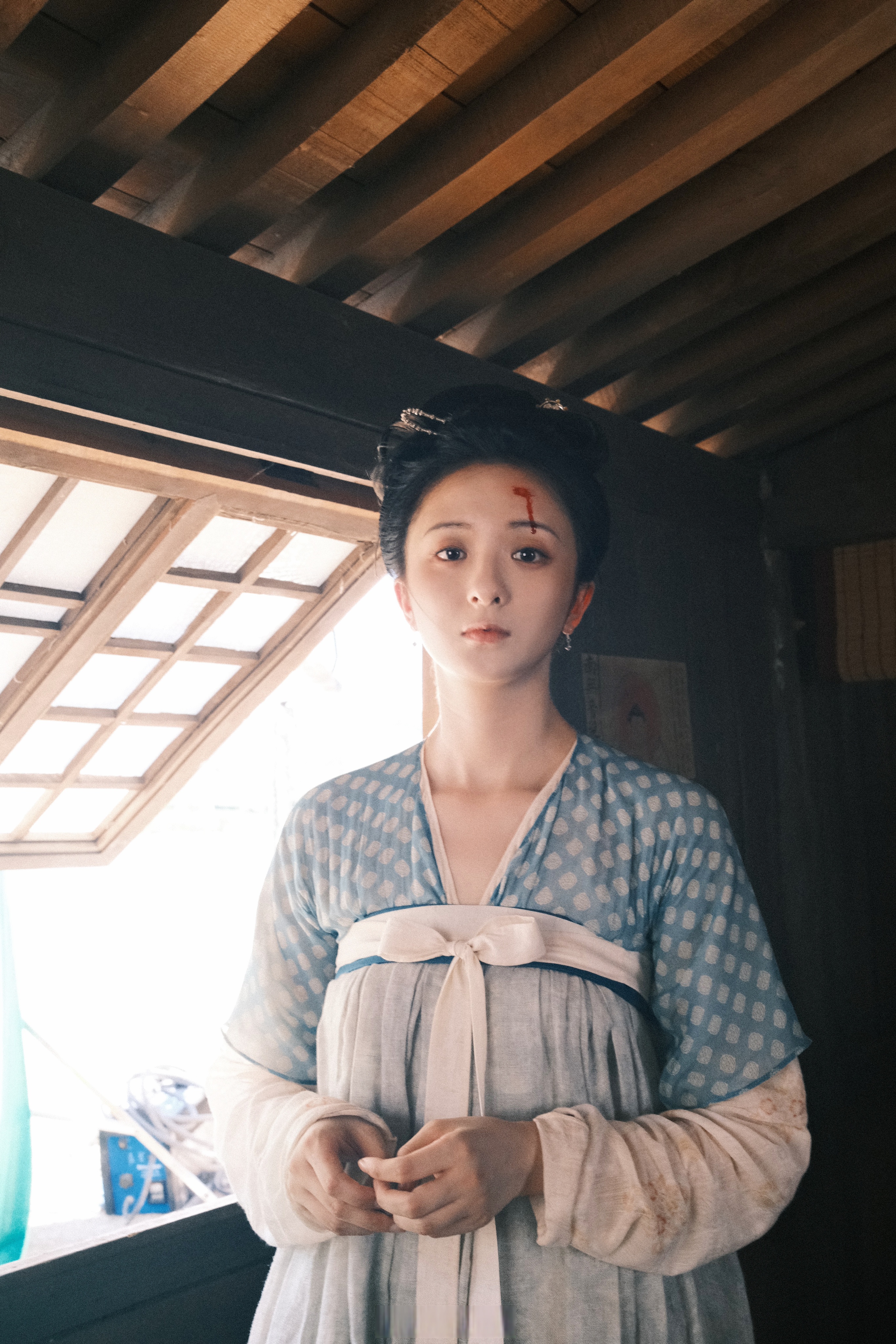 她和我以往接触的角色都不一样 哪怕只有了了篇幅