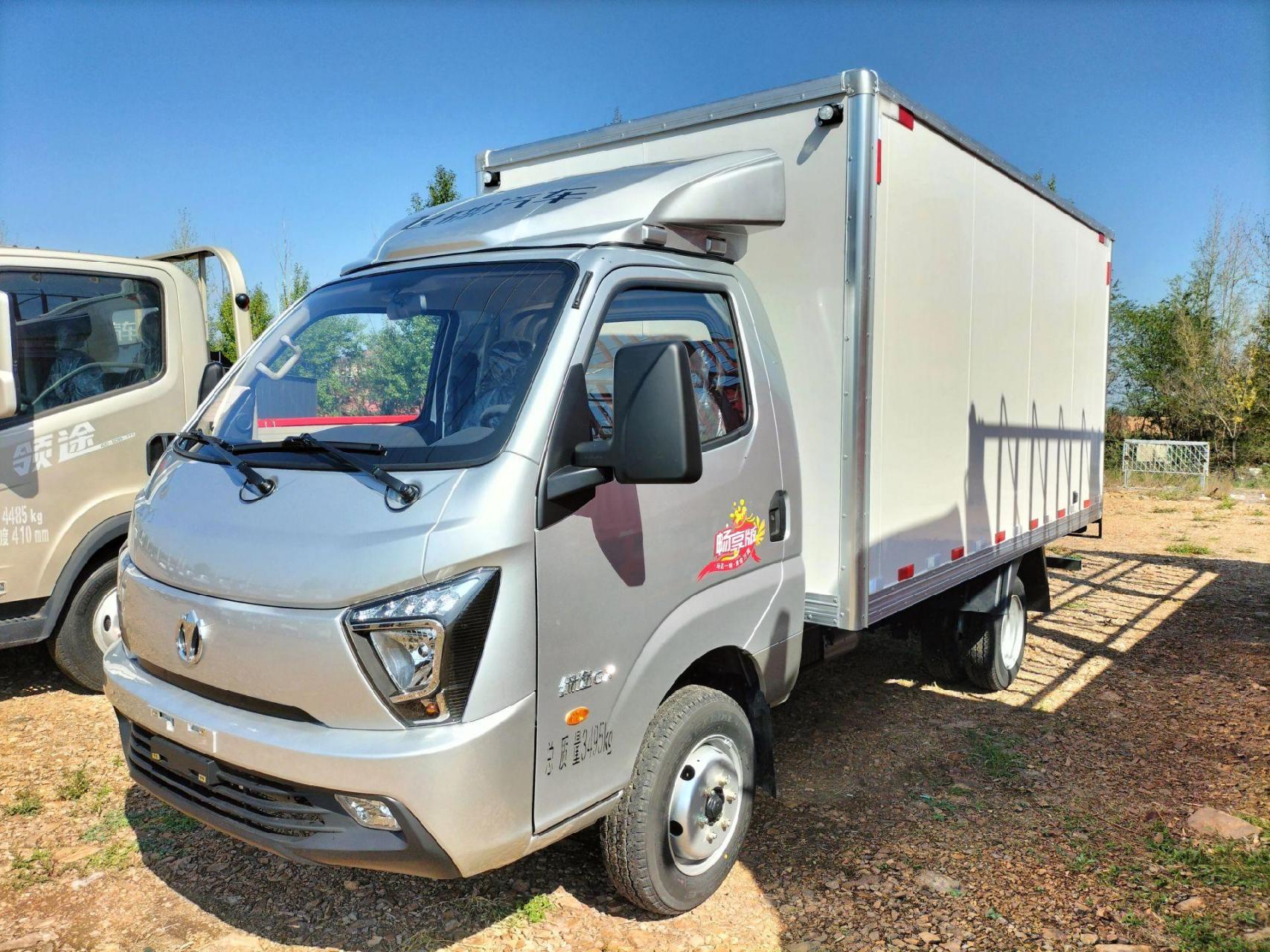 85*1.85米 1750宽体微卡!前后稳定杆设计!加厚板簧!