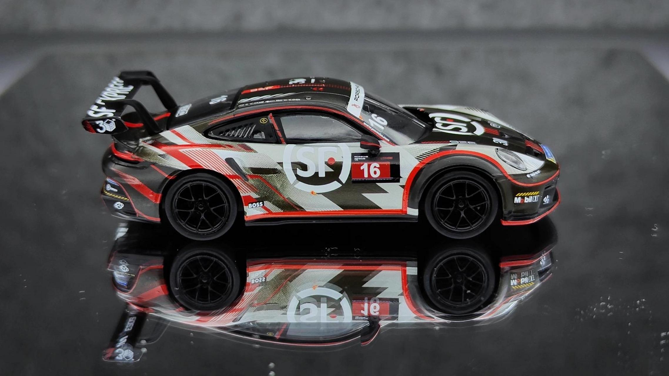 保时捷 911 sf赛道涂装.