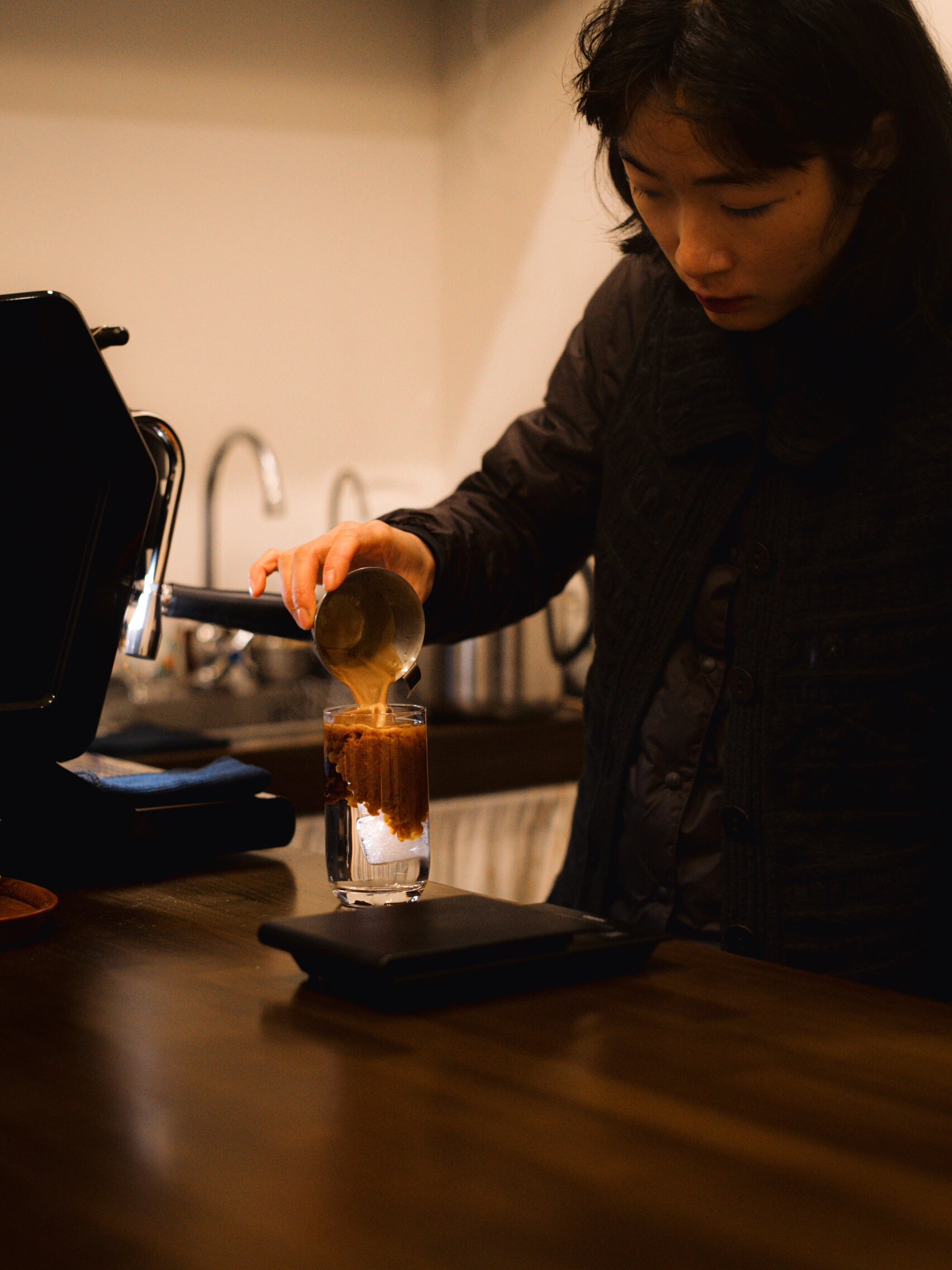 听说了很久的i人咖啡馆 安静得像考研图书馆 两个