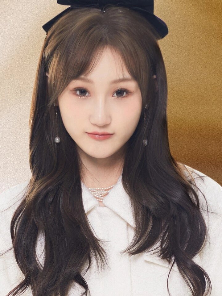 快来看看陈雪凝的新照片吧