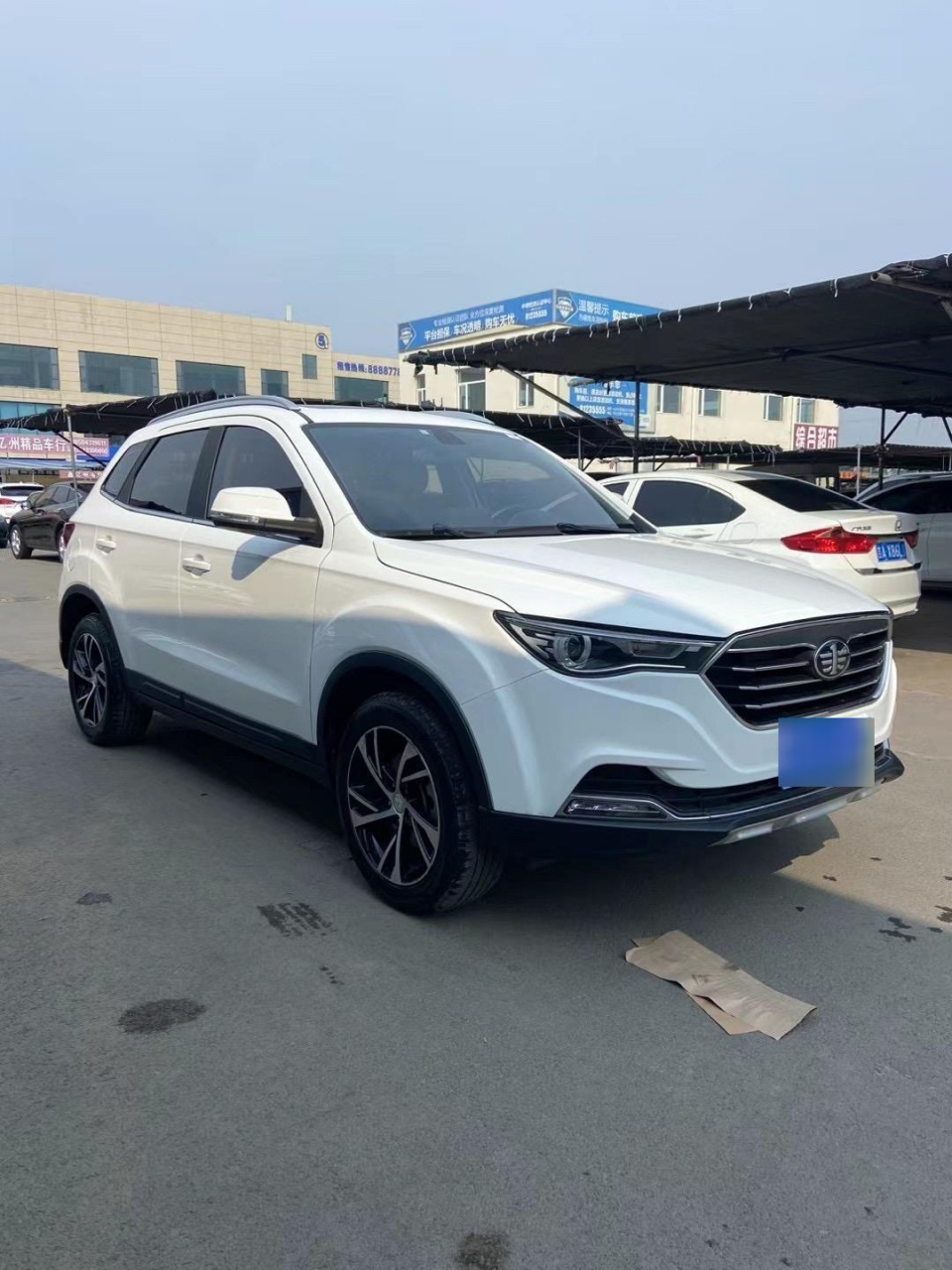 20年一汽奔腾x40.新到20年奔腾x40  新款  高配  自动1.