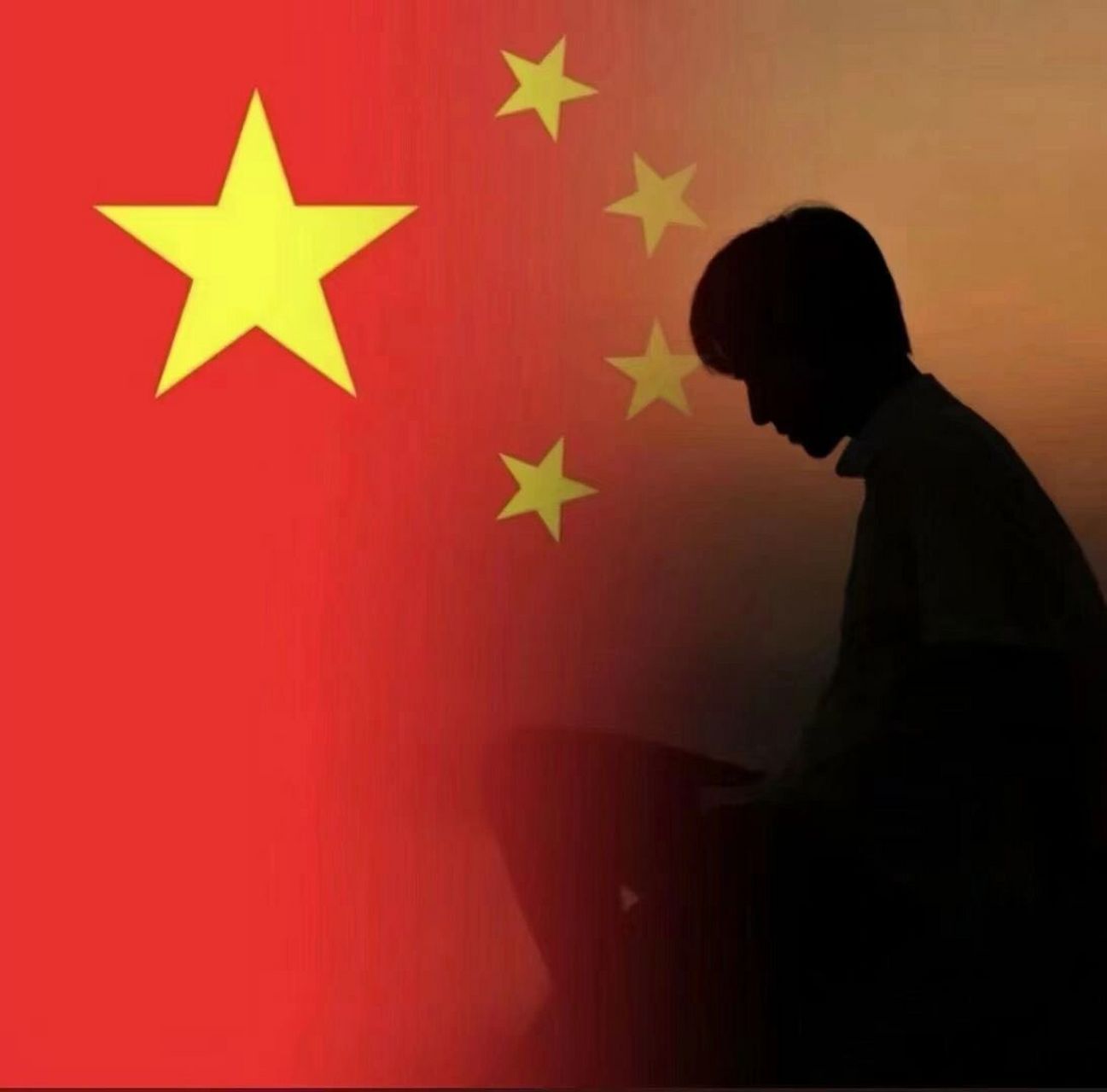 男生爱国头像,自取 女生爱国头像已发,可配情侣!